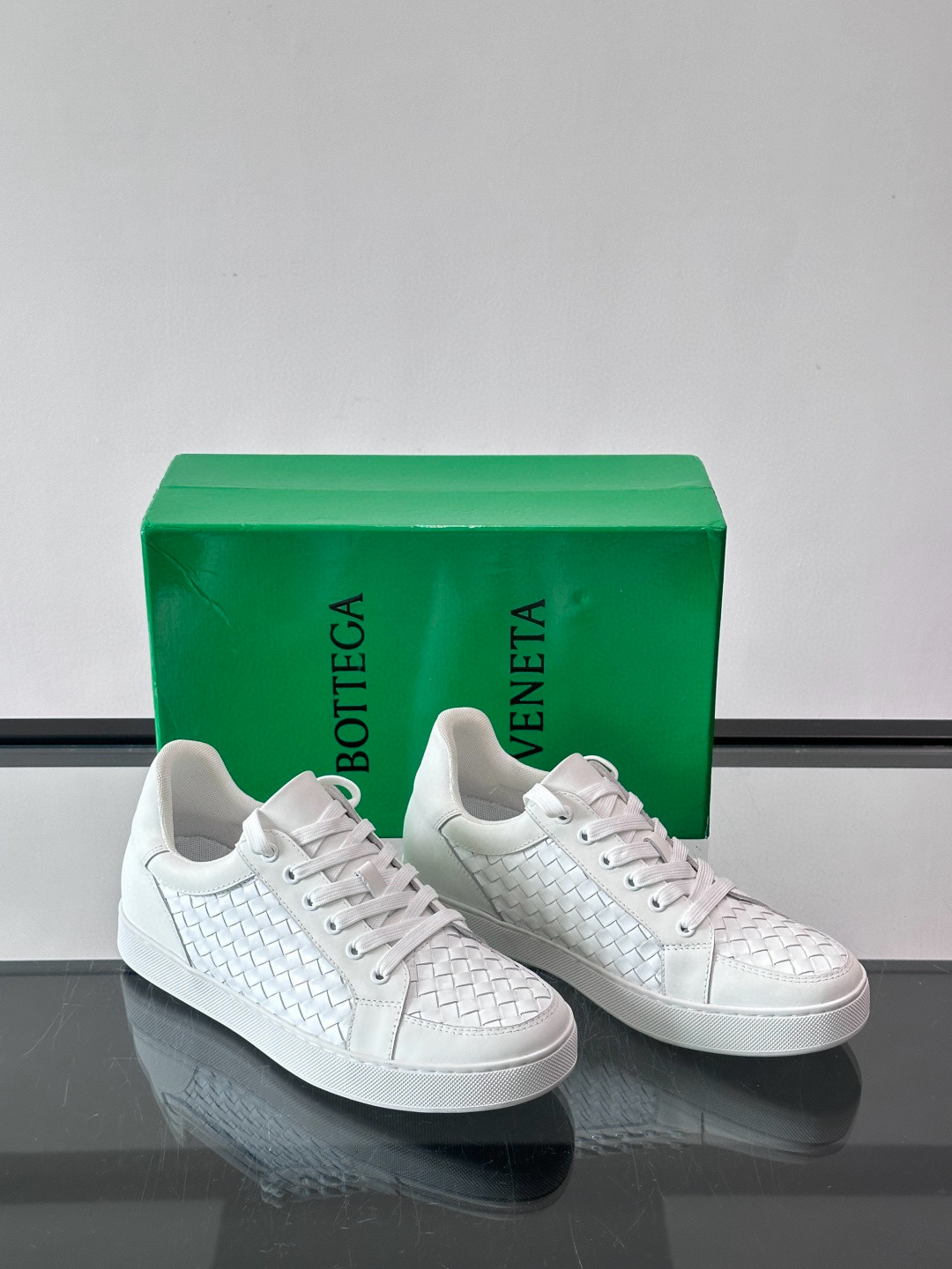 보테가 베네타 Bottega Veneta 스니커즈 White