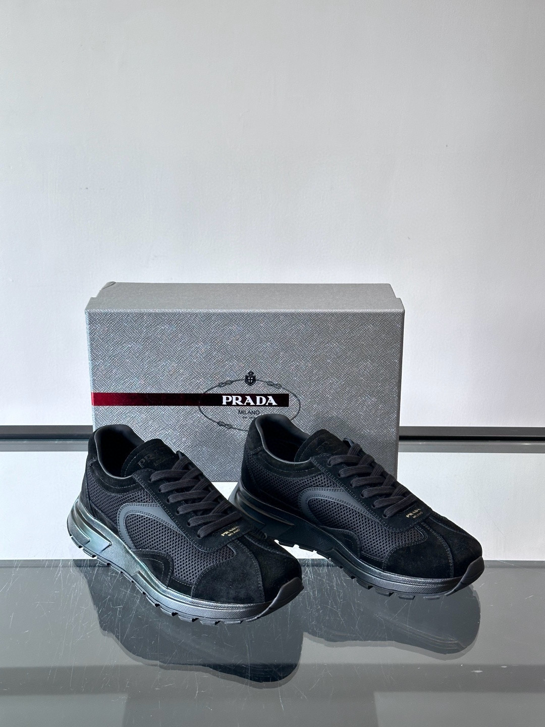 프라다 Prada 스니커즈