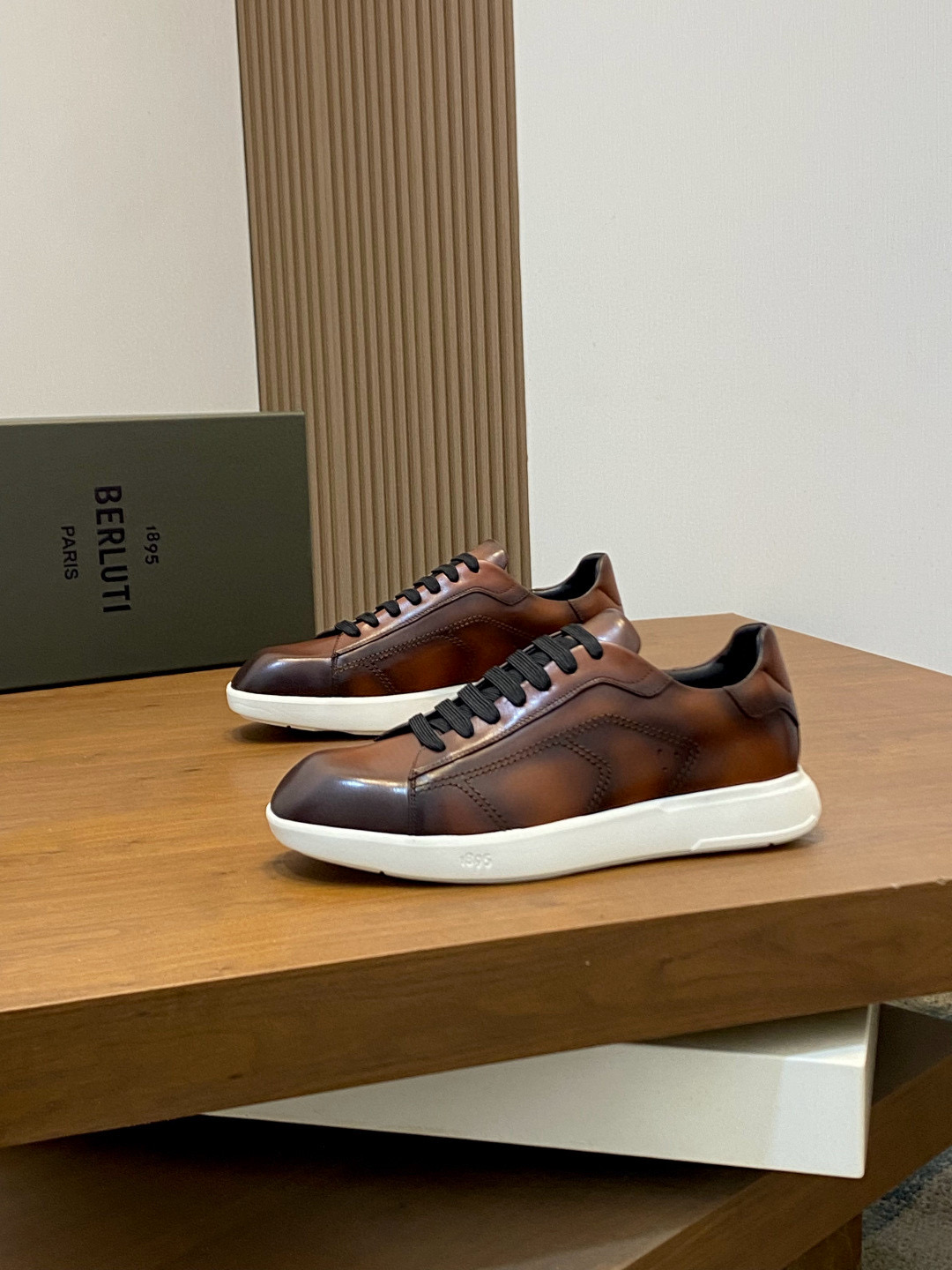 벨루티 Berluti 스니커즈