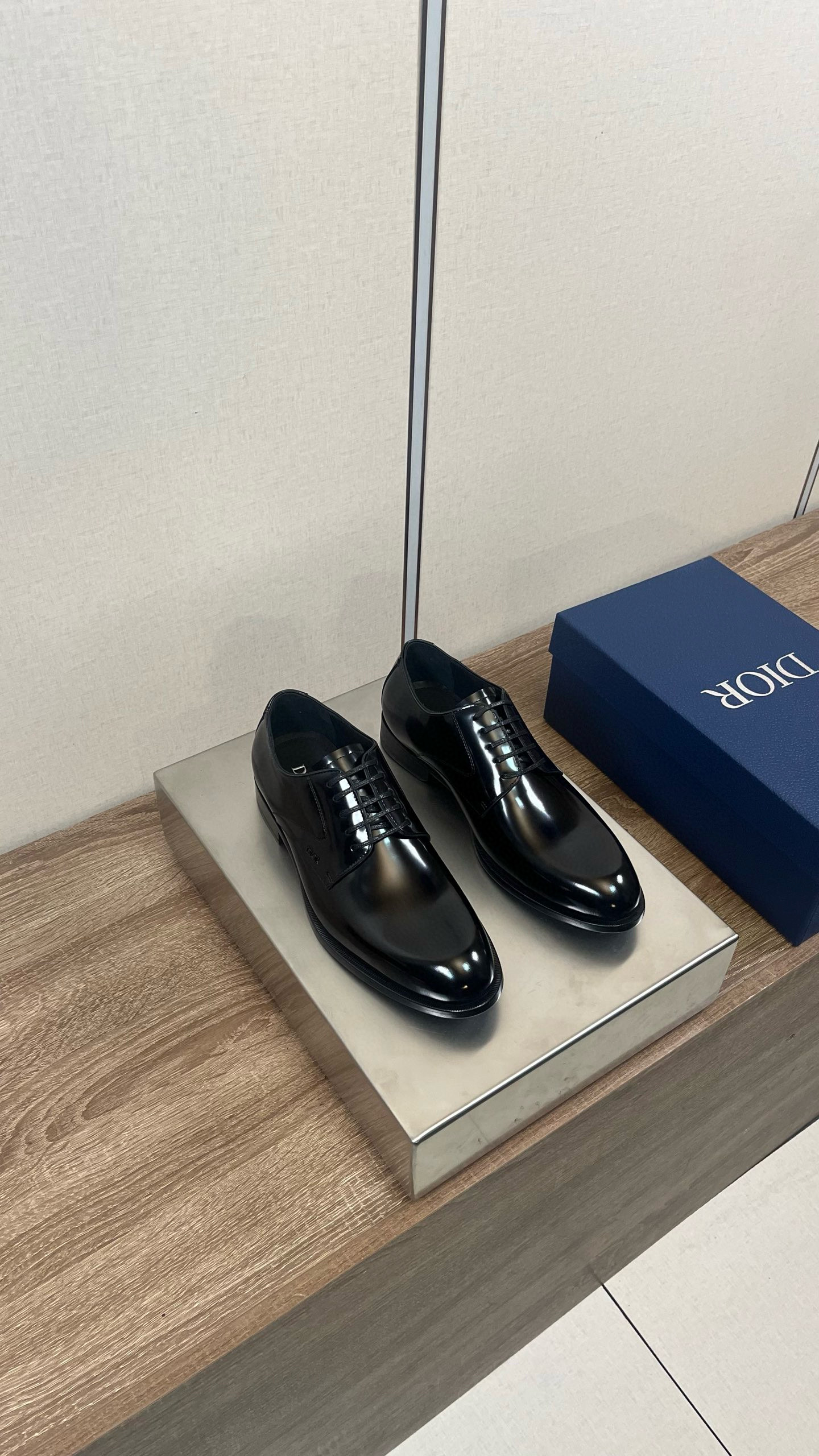 디올 Dior  로퍼 슈즈