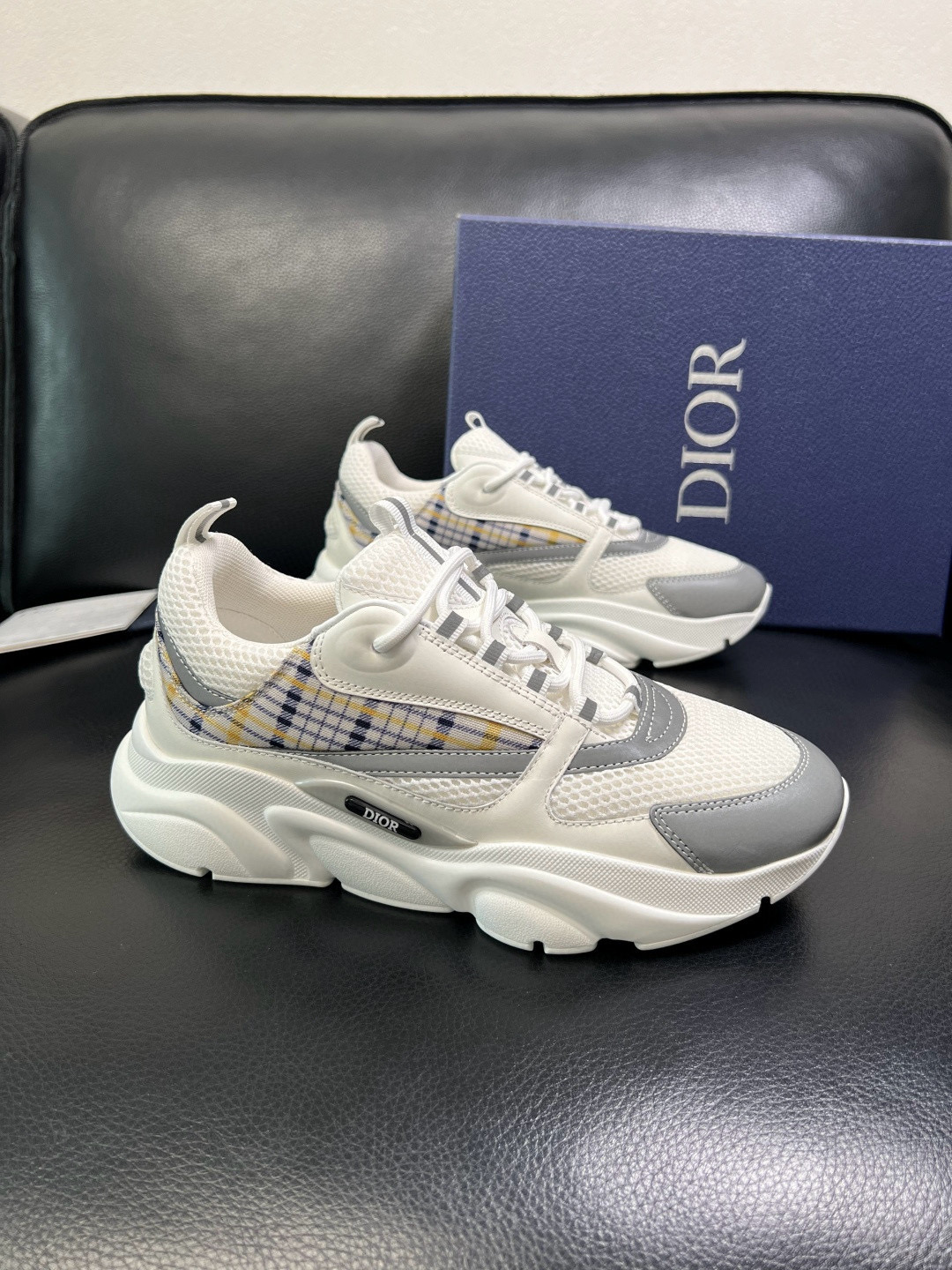 디올 Dior 스니커즈