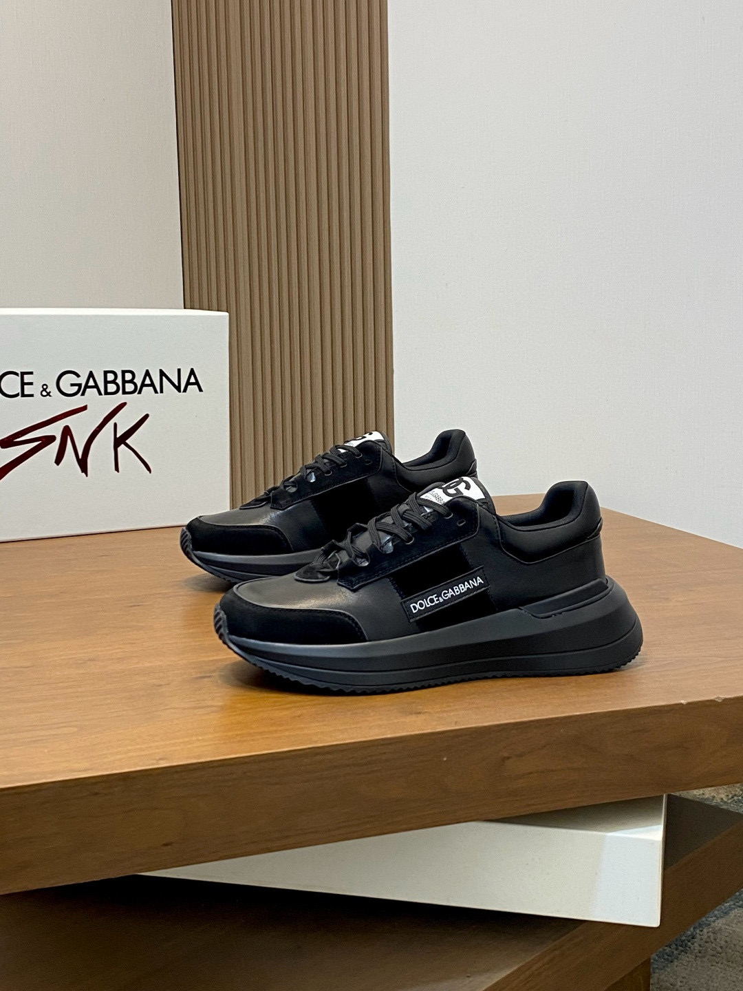 돌체앤가바나 Dolce&Gabbana Cushion 스니커즈