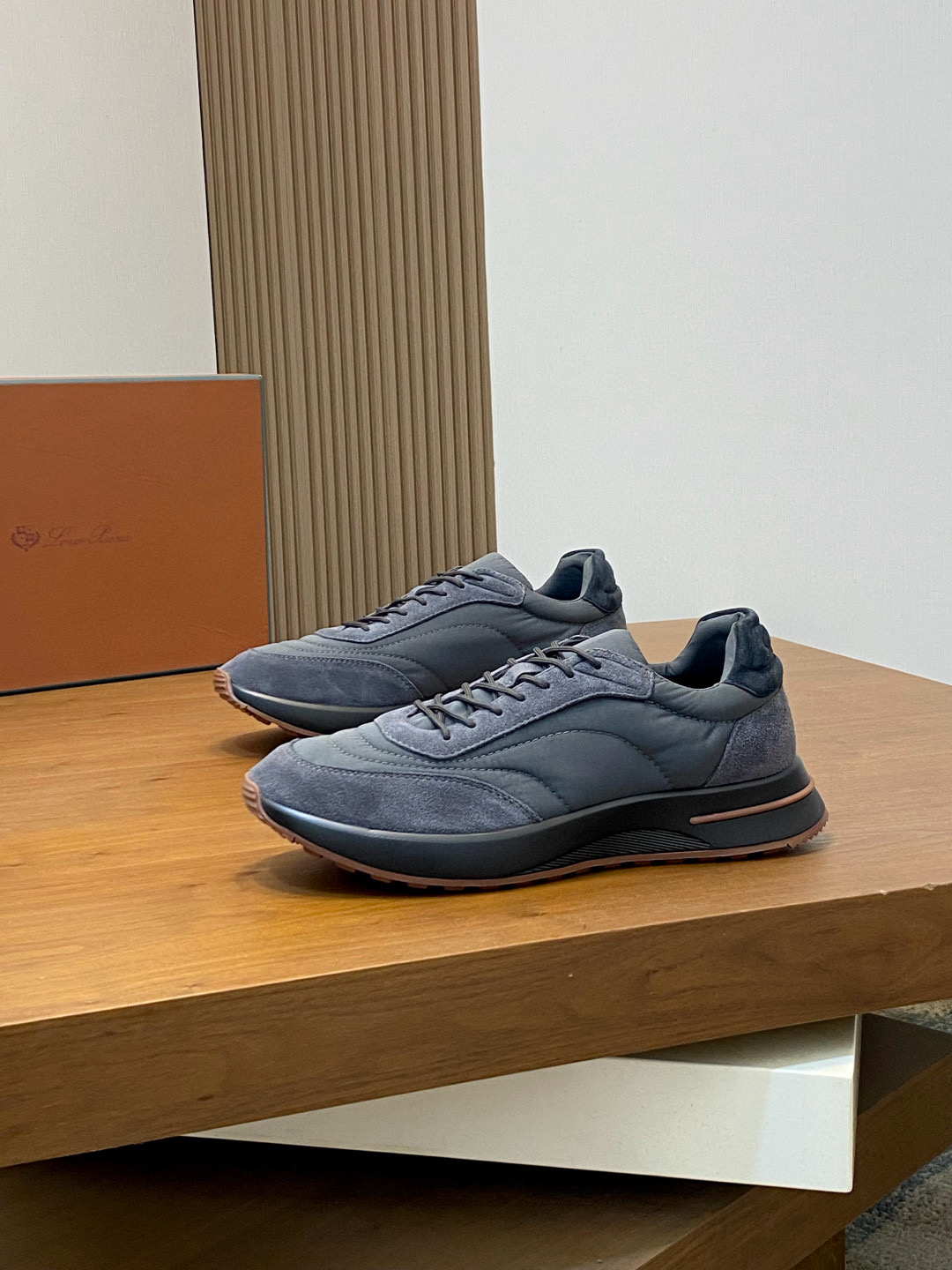 로로피아나 Loro Piana 스니커즈