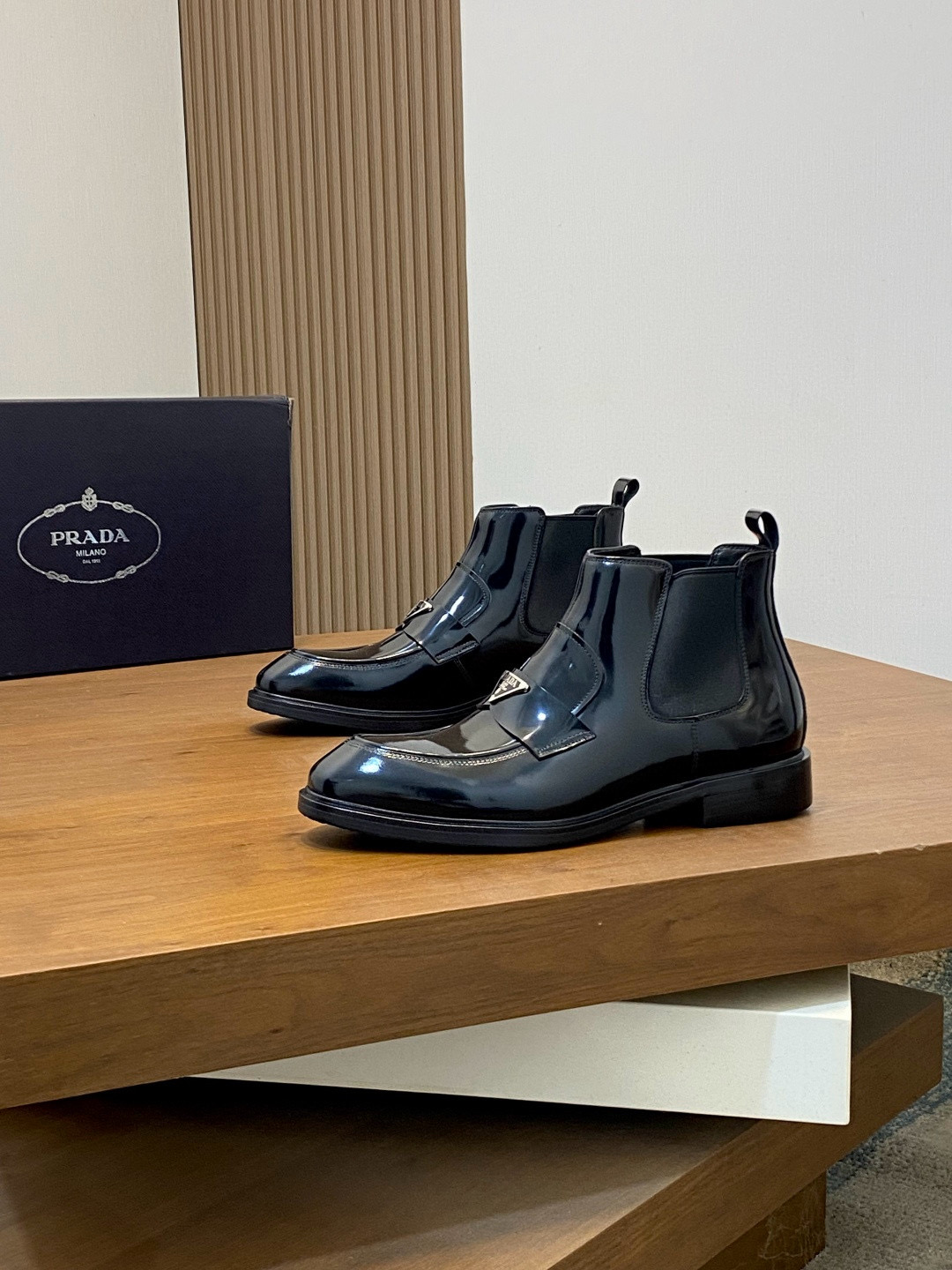 프라다 Prada 앵클 부츠