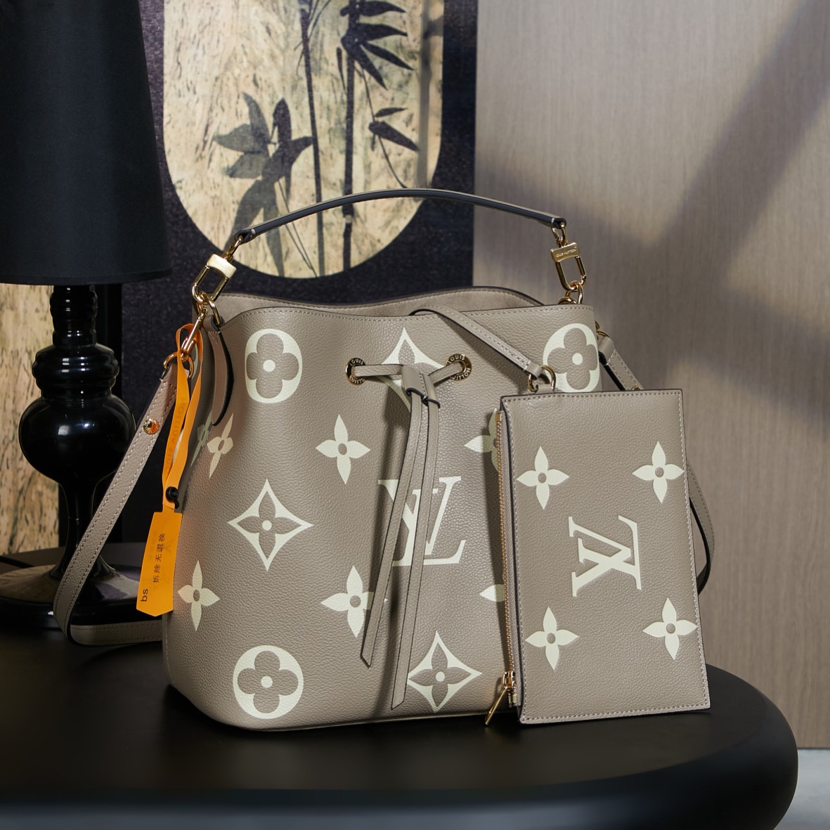 루이비통 Louis Vuitton M45555 NéoNoé MM 26cm