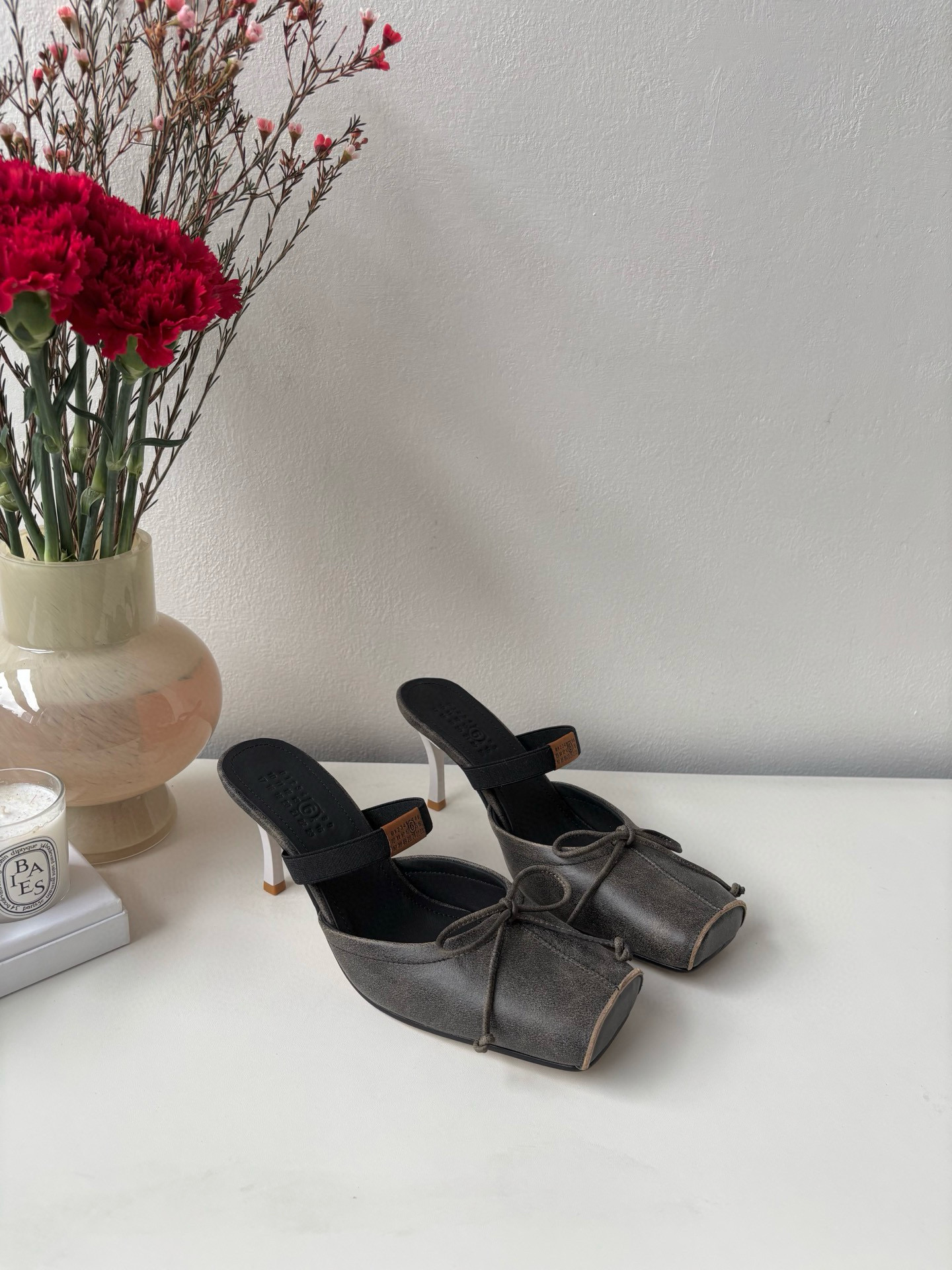 발렌시아가 Maison Margiela Mule