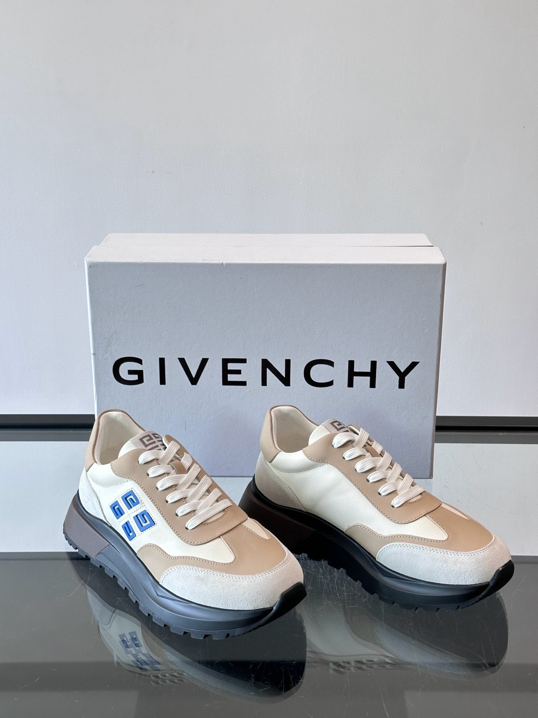 지방시 Givenchy 스니커즈