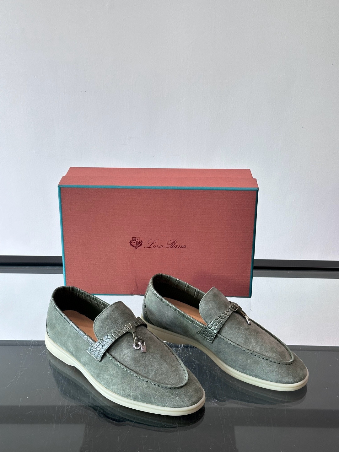 로로피아나 Loro Piana 로퍼 슈즈