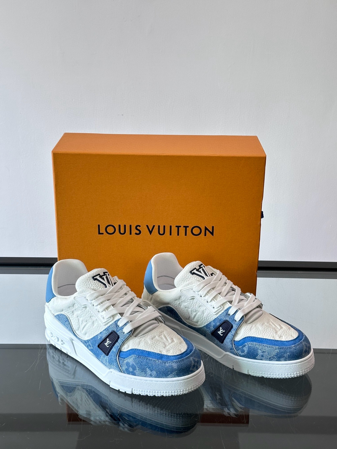 루이비통 Louis Vuitton Trainer 스니커즈