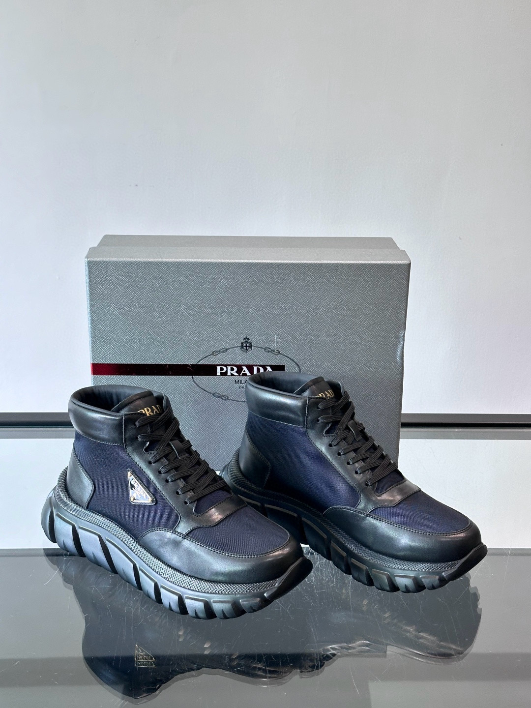 프라다 Prada 스니커즈