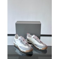 톰브라운 Thom Browne 스니커즈