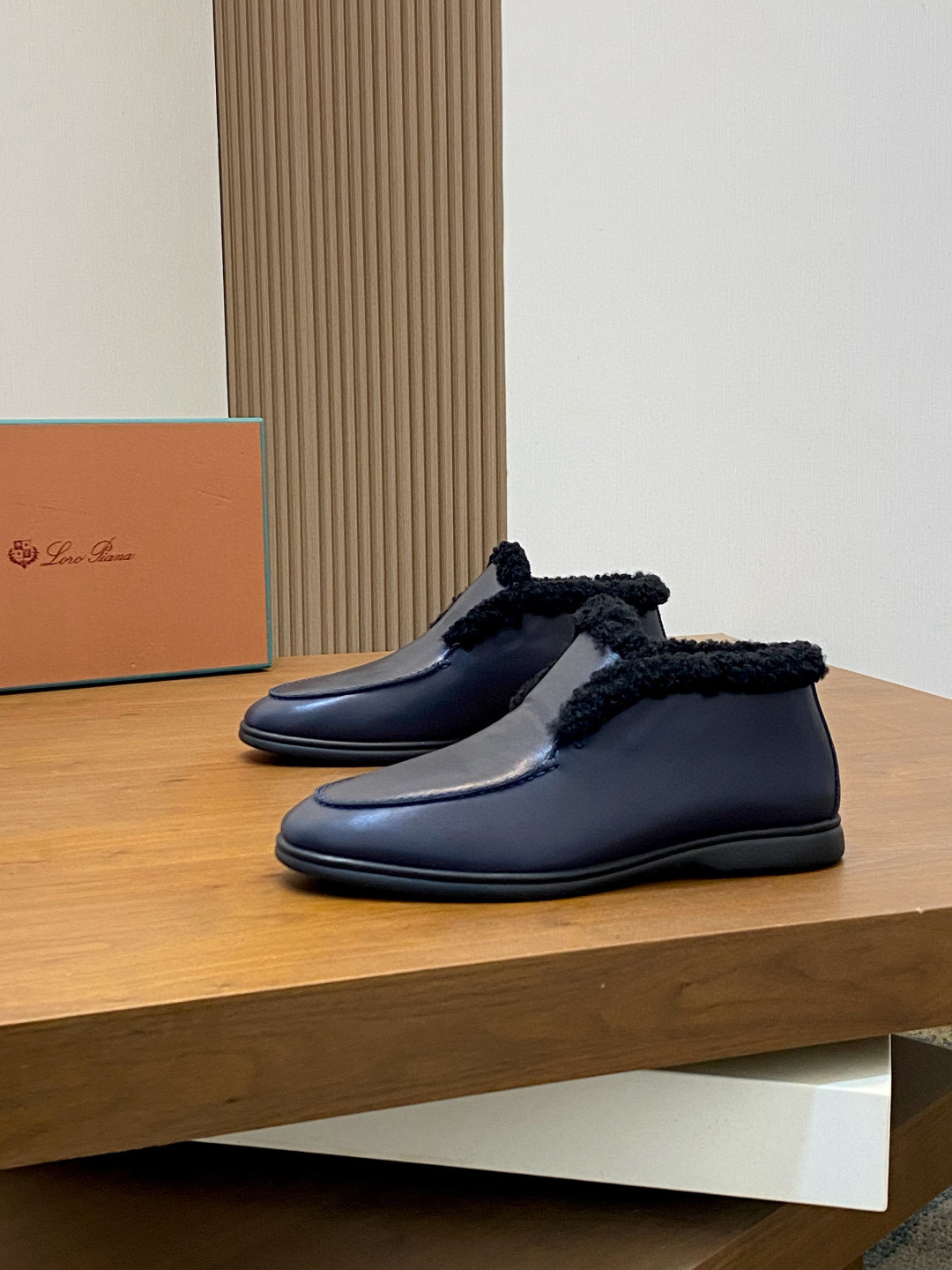 로로피아나 Loro Piana 부츠