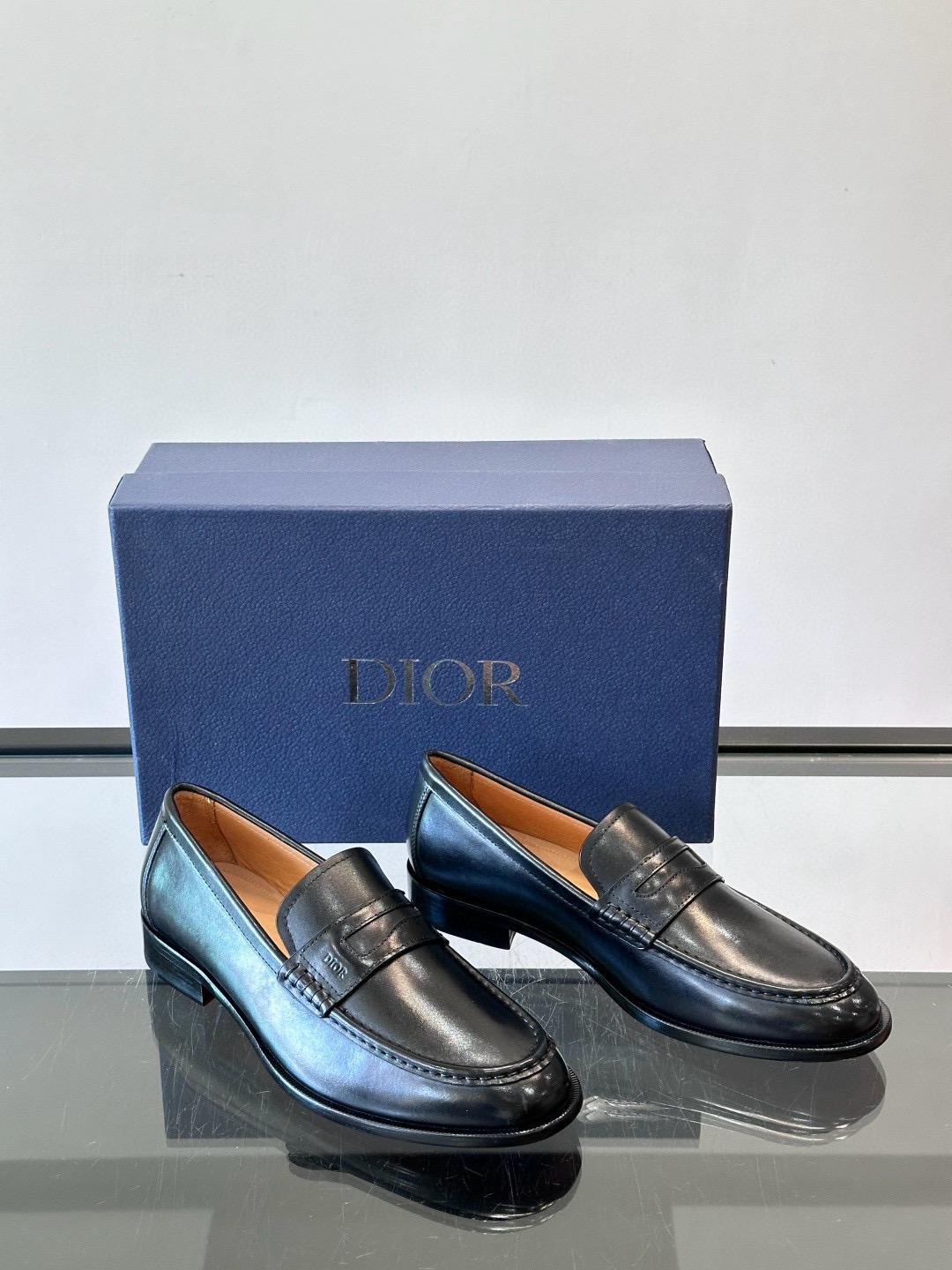 디올 Dior 로퍼 슈즈