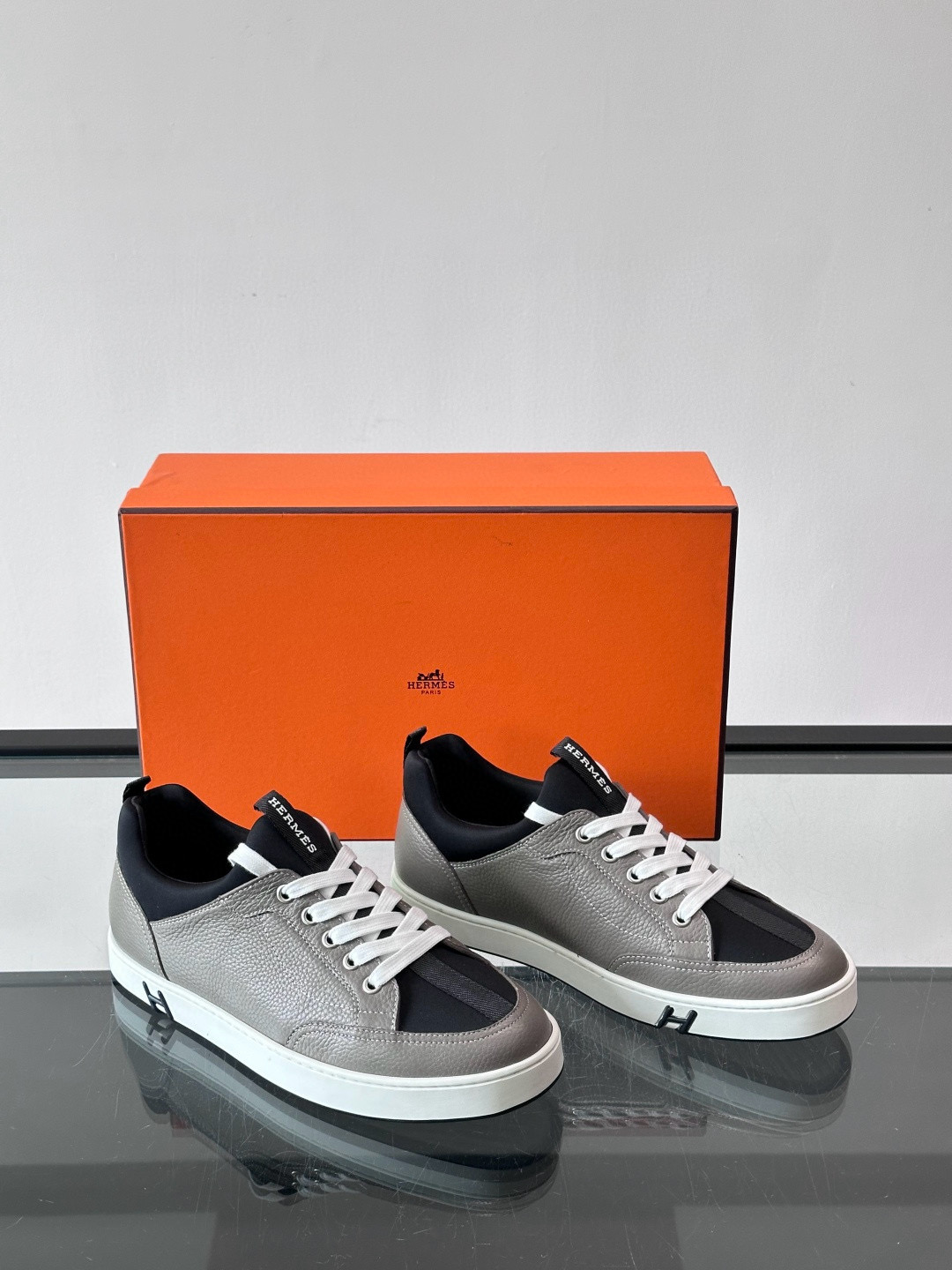 에르메스 Hermes 스니커즈