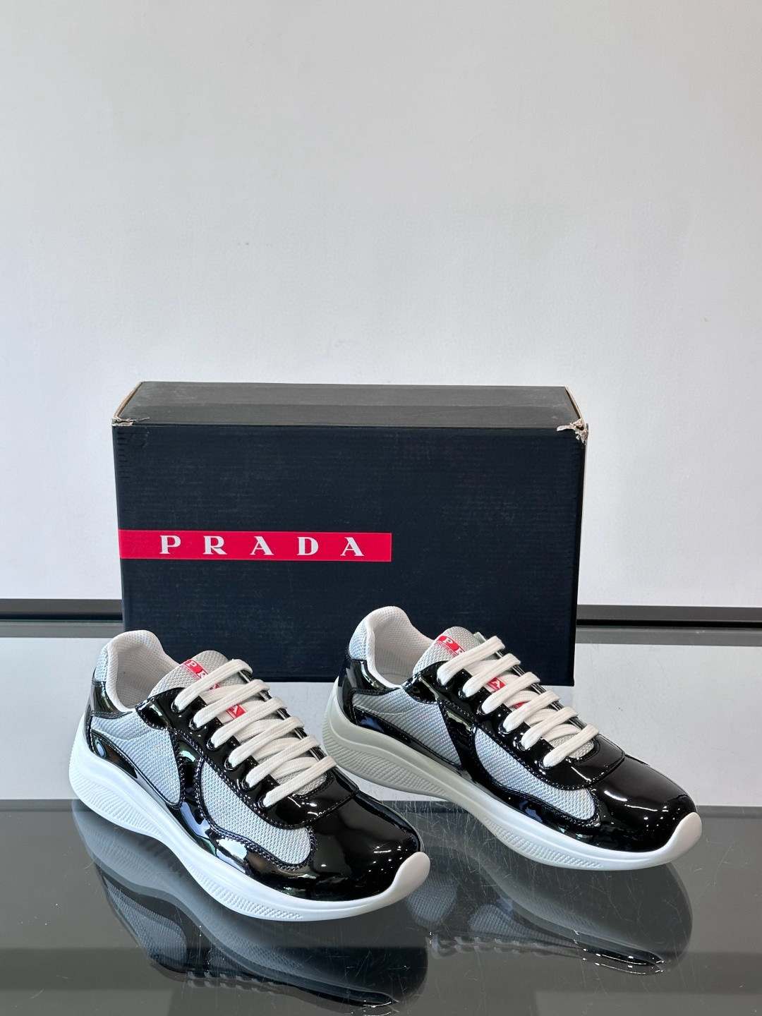 프라다 Prada 스니커즈