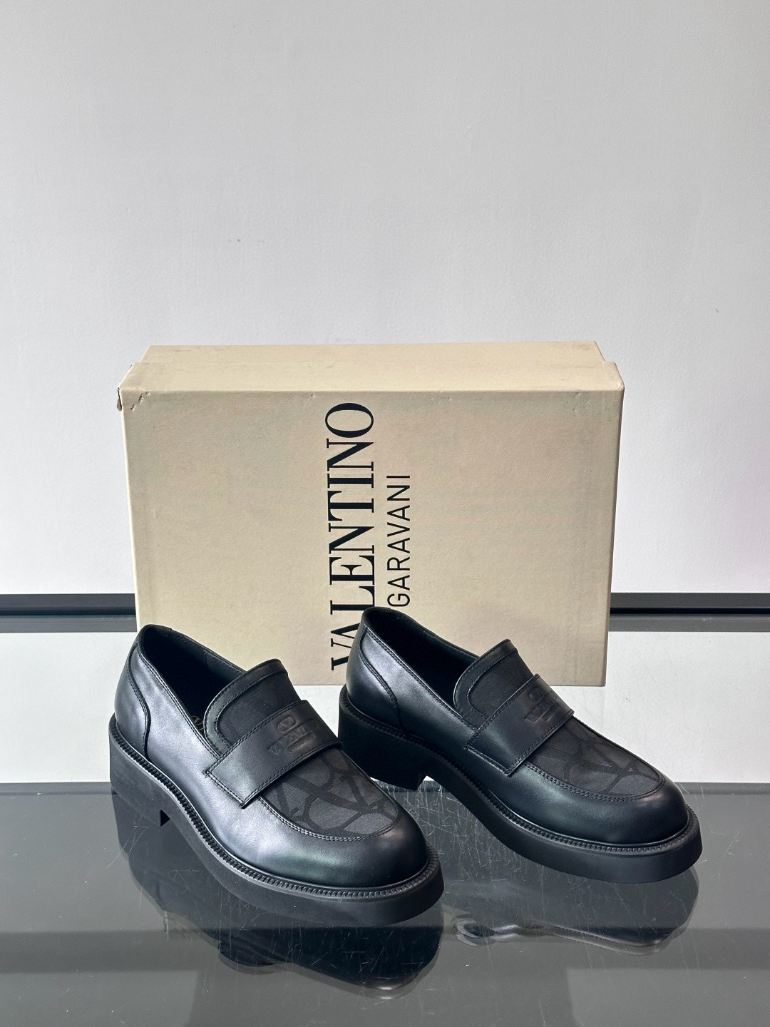 발렌티노 Valentino 로퍼 슈즈