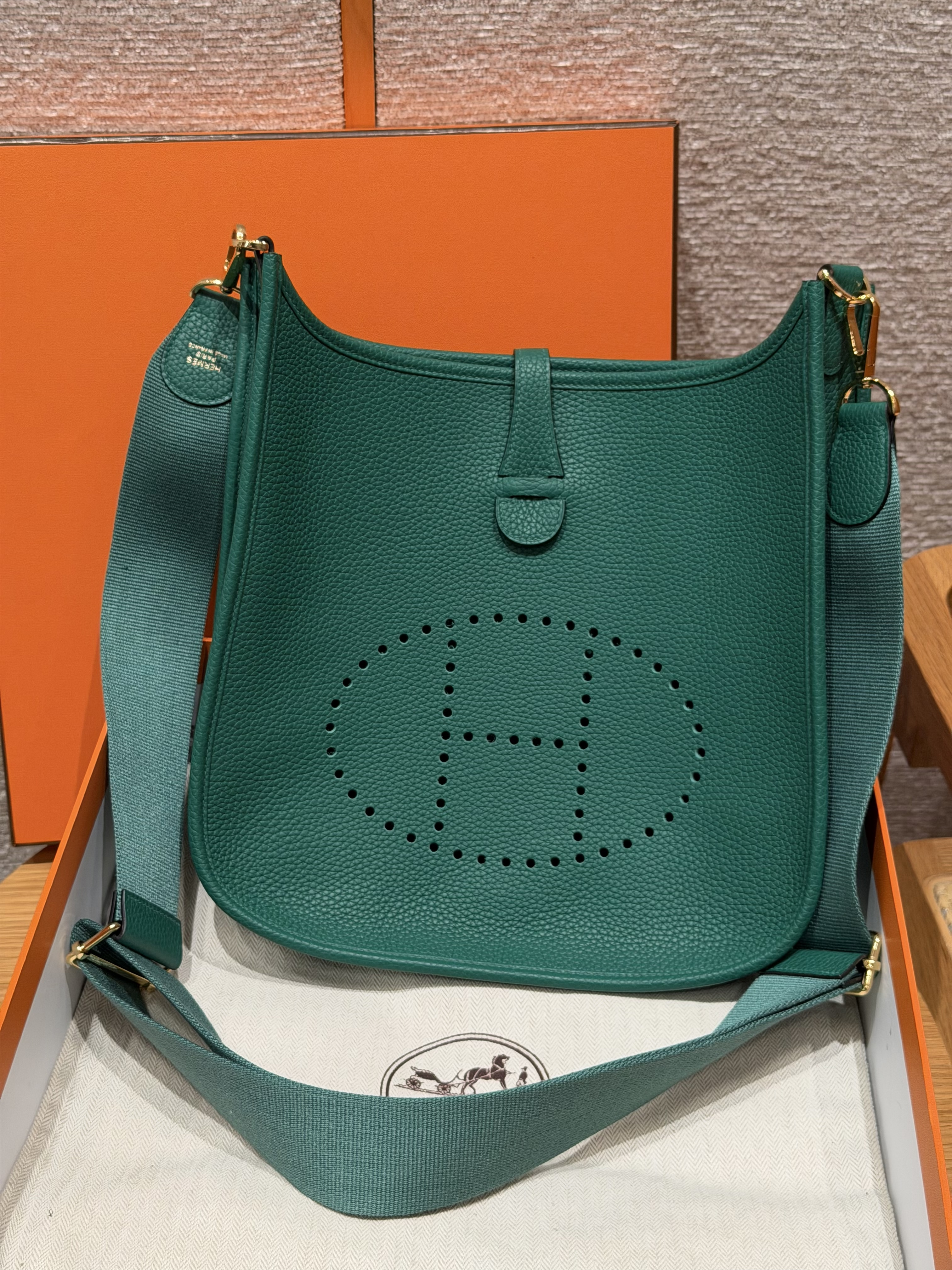 에르메스 Hermes Evelyne 29cm clemence U4 Vert vertigo/gold