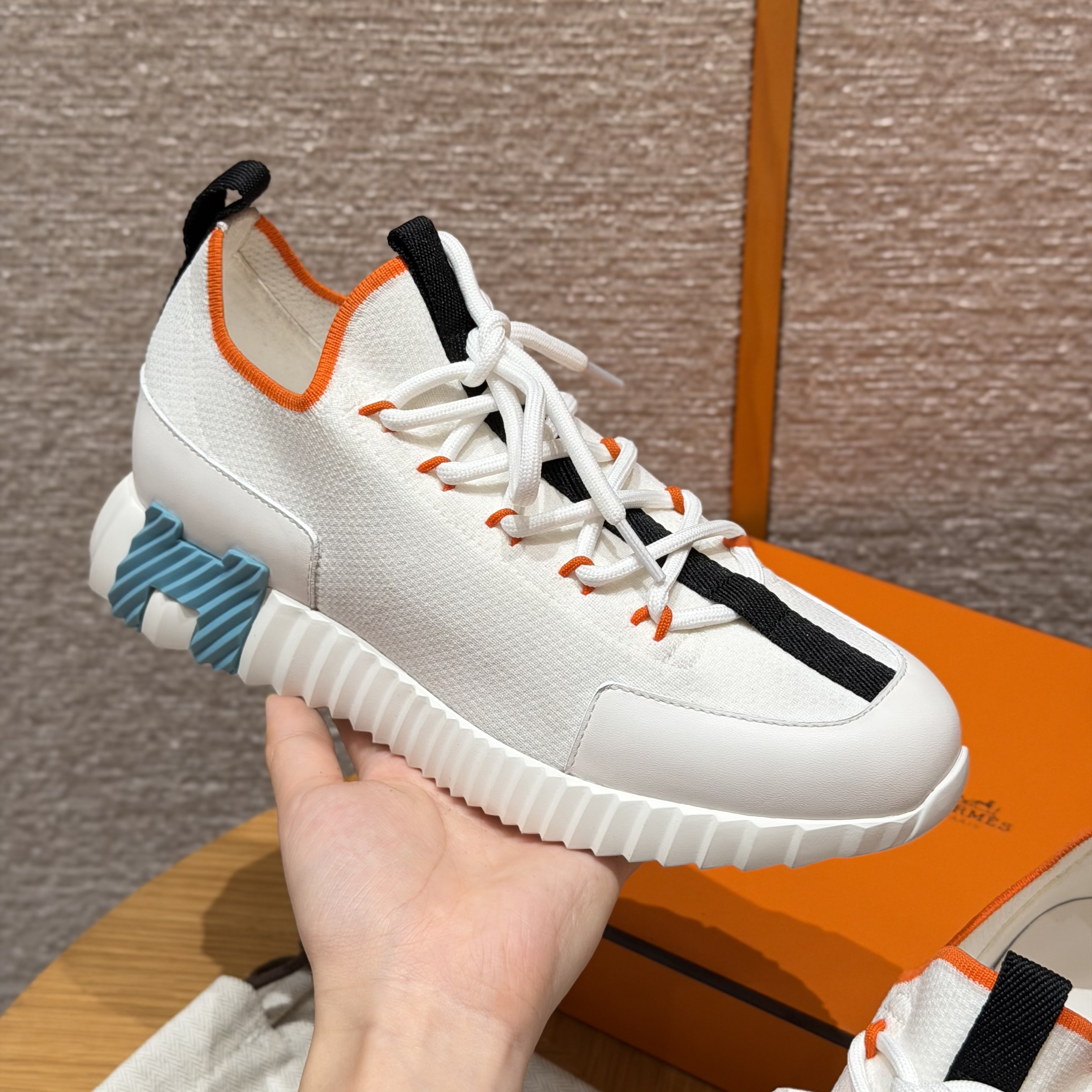 에르메스 Hermes Lift slip-on sneaker Lnsole and Lining & White