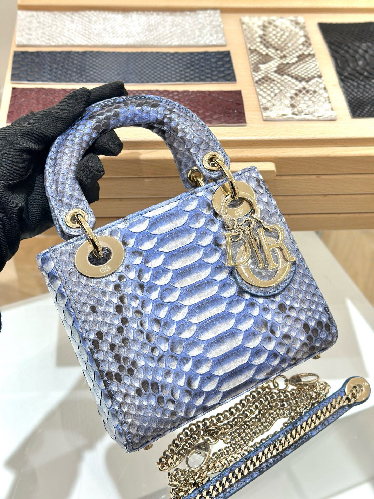 디올 Dior Mini Lady Bag 17cm