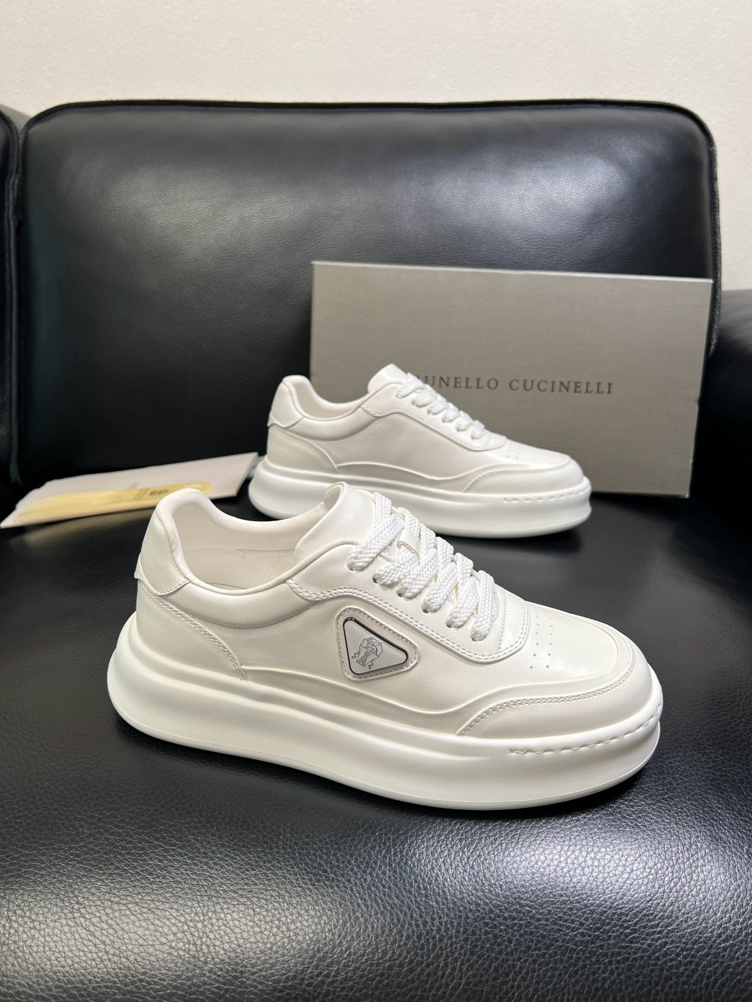 브루넬로 쿠치넬리 Brunello Cucinelli 스니커즈