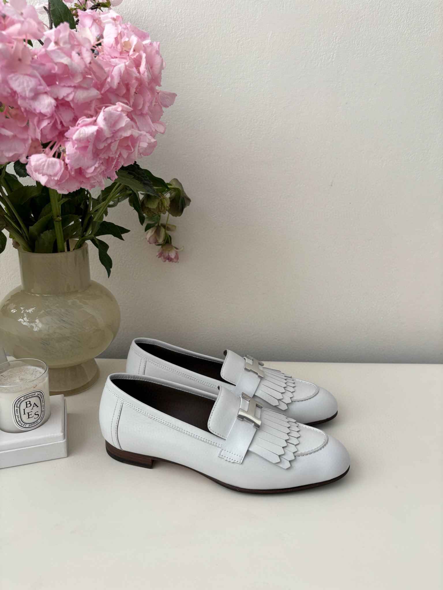 에르메스 Hermes Royal Loafers White
