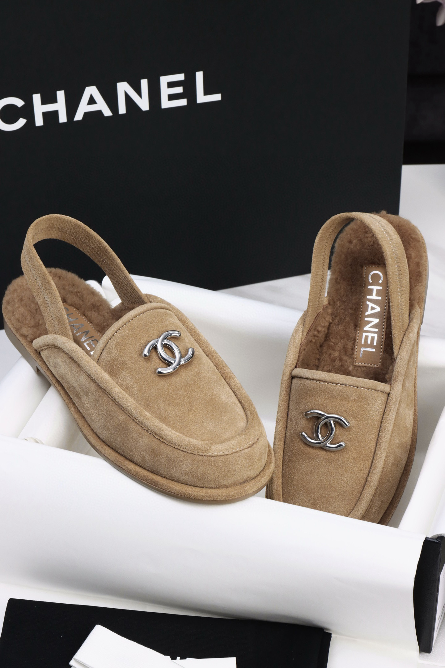 샤넬 CHANEL 25K Slingbacks Khaki
