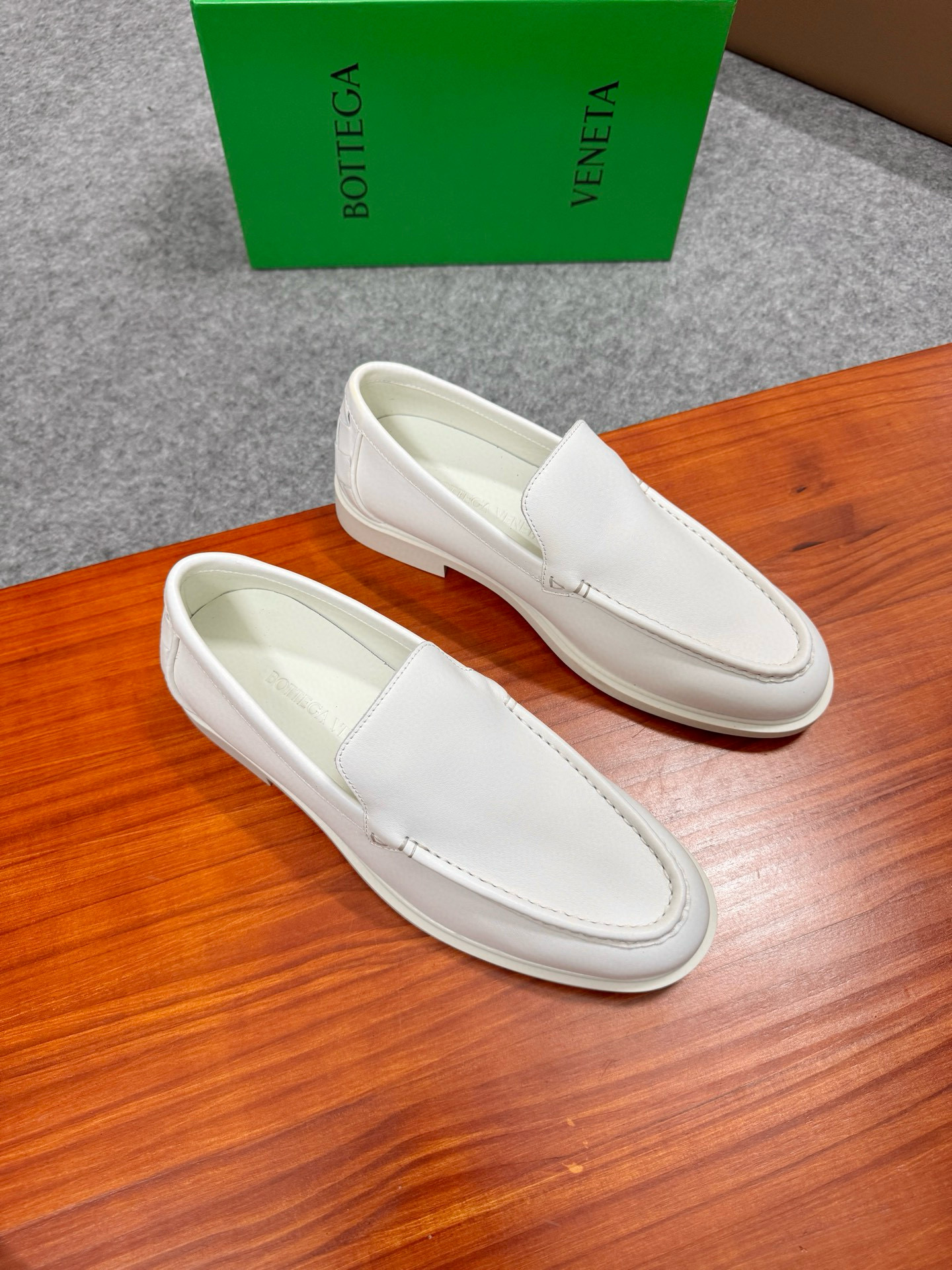 보테가 베네타 Bottega Veneta Astaire 로퍼