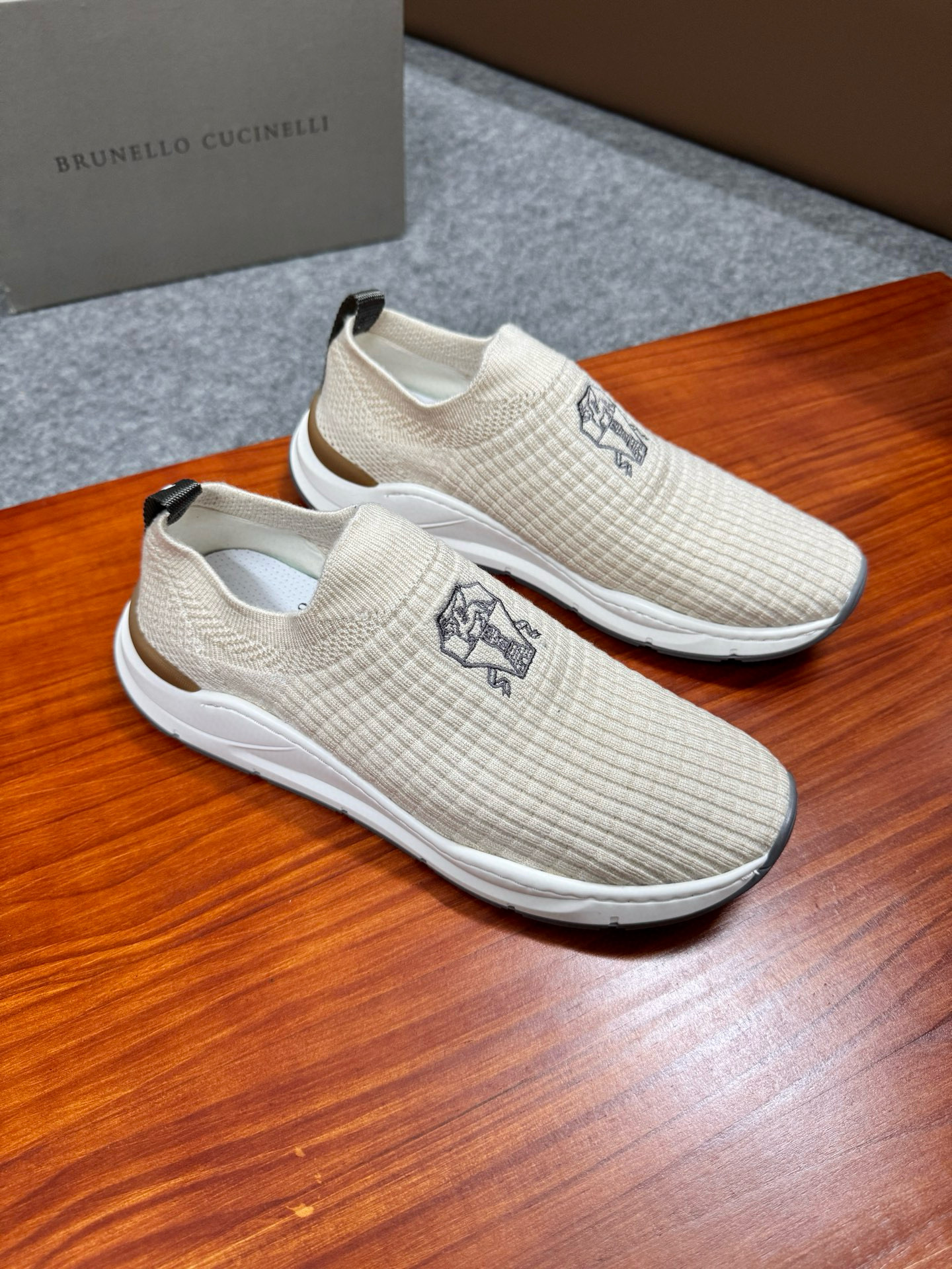 브루넬로 쿠치넬리 Brunello Cucinelli 스니커즈