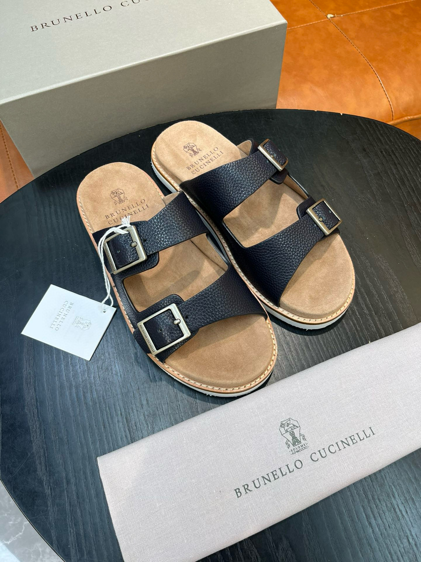 브루넬로 쿠치넬리 Brunello Cucinelli 슬리퍼