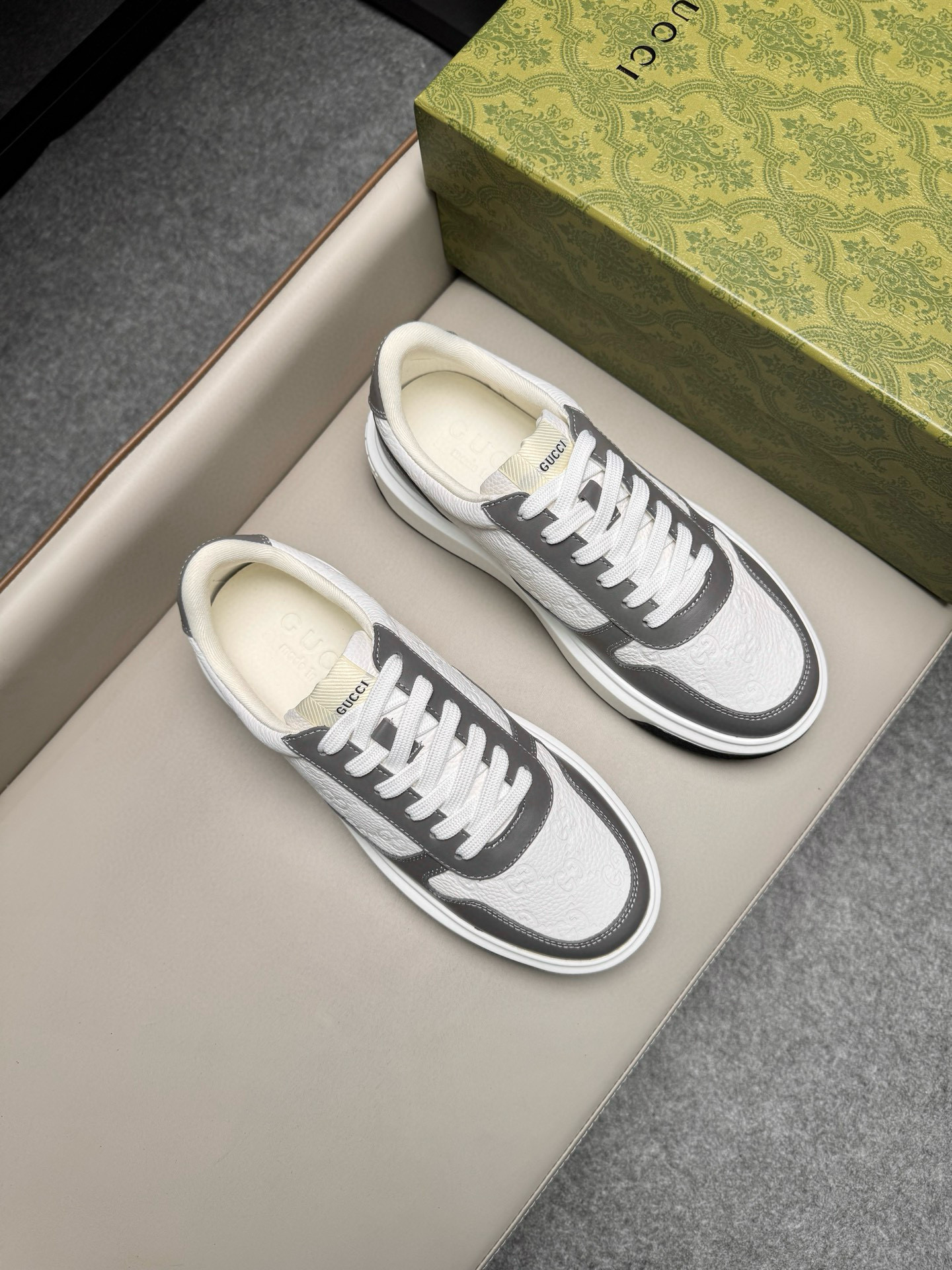 구찌 Gucci 스니커즈