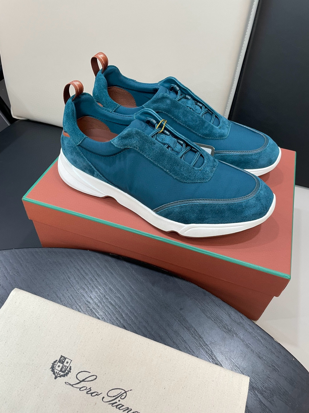 로로피아나 Loro Piana Modular Walk 스니커즈