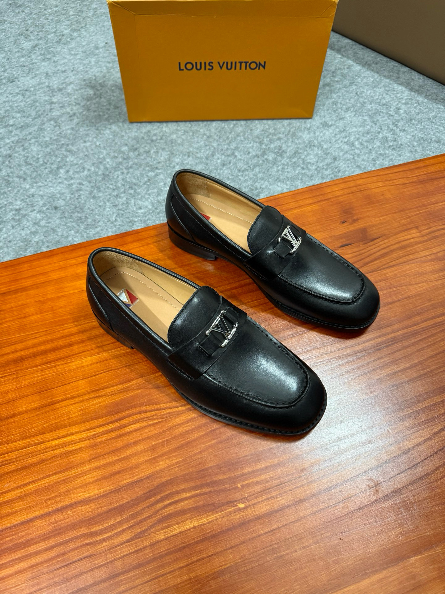 루이비통 Louis Vuitton 구두
