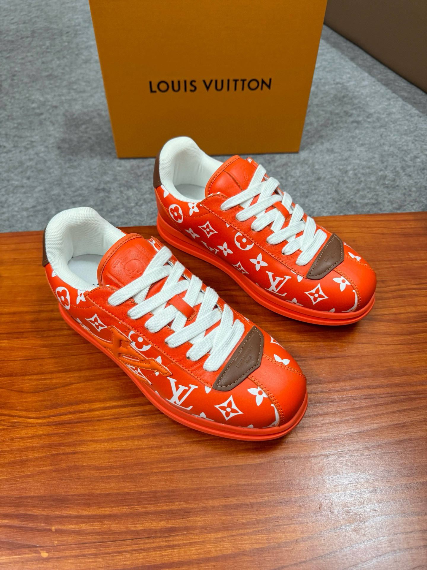 루이비통 Louis Vuitton 스니커즈