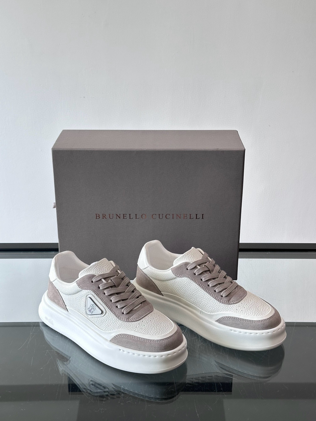 브루넬로 쿠치넬리 Brunello Cucinelli 스니커즈