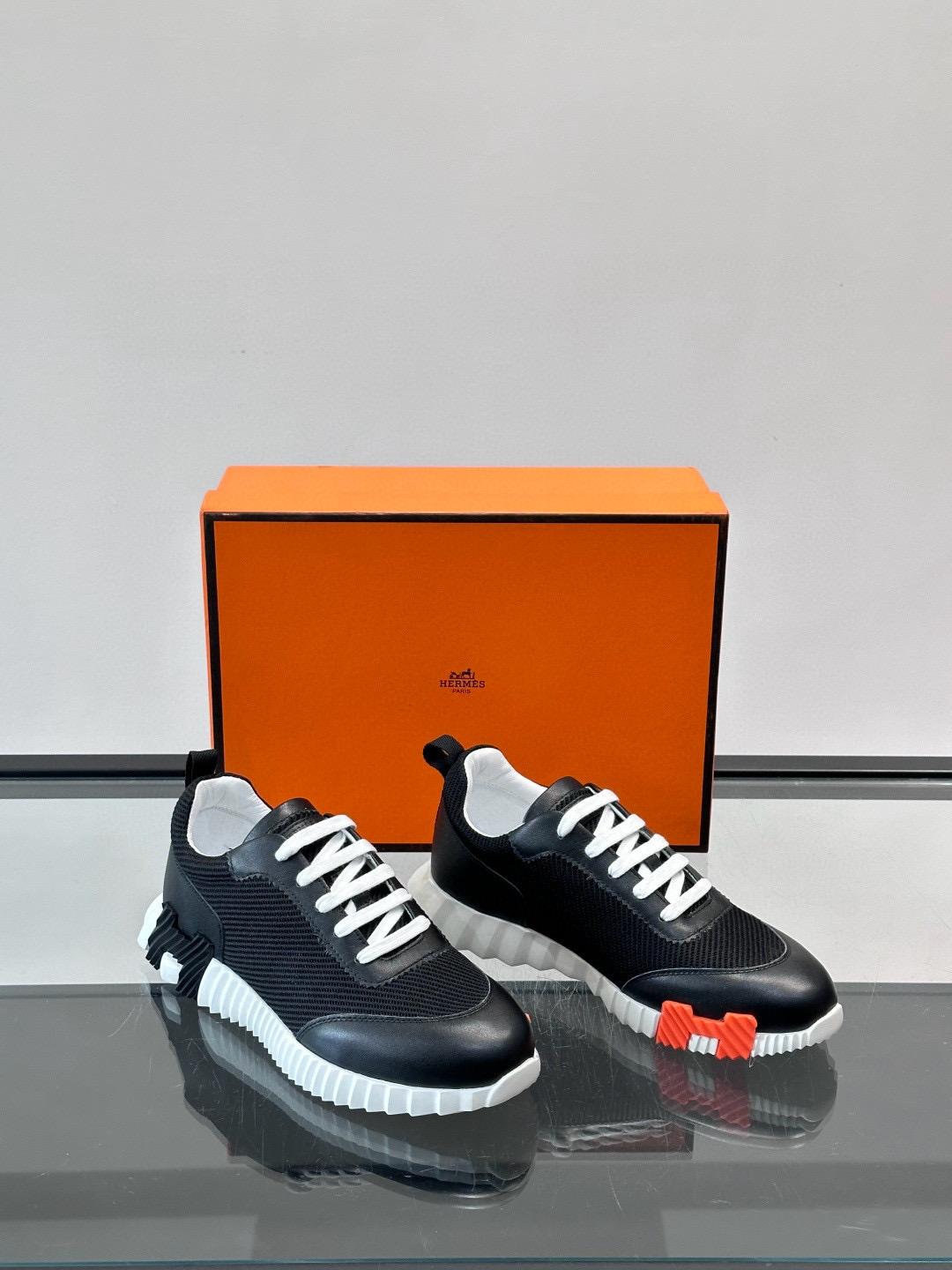 에르메스 Hermes Bouncing 스니커즈