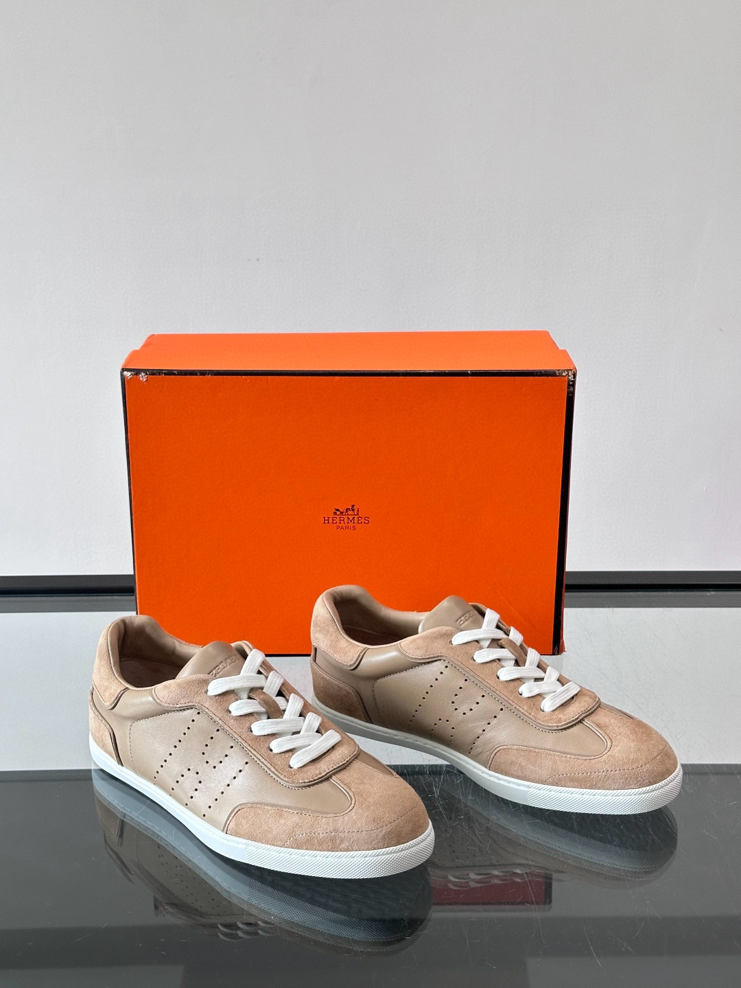 에르메스 Hermes 스니커즈