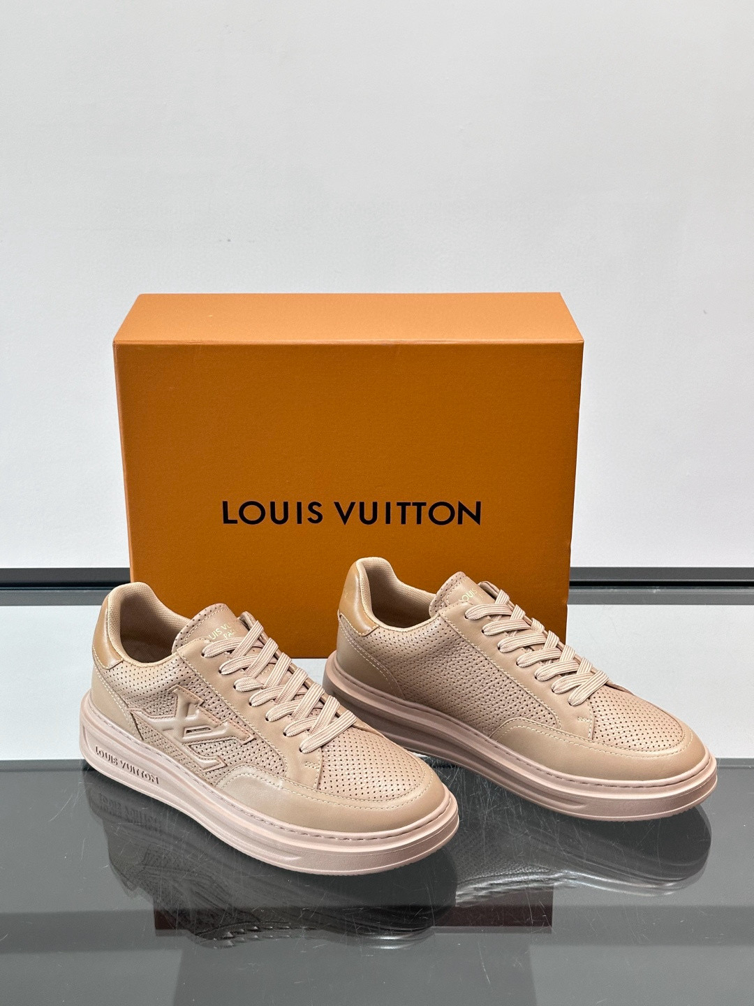 루이비통 Louis Vuitton Beverly 스니커즈