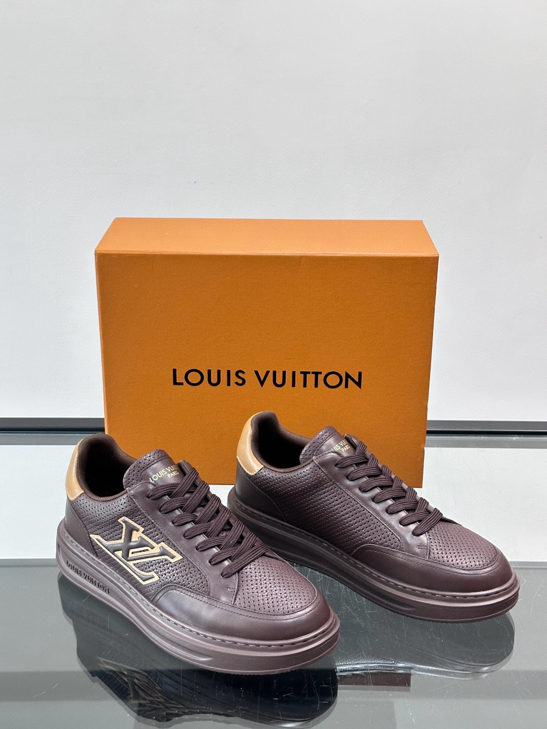 루이비통 Louis Vuitton Beverly 스니커즈