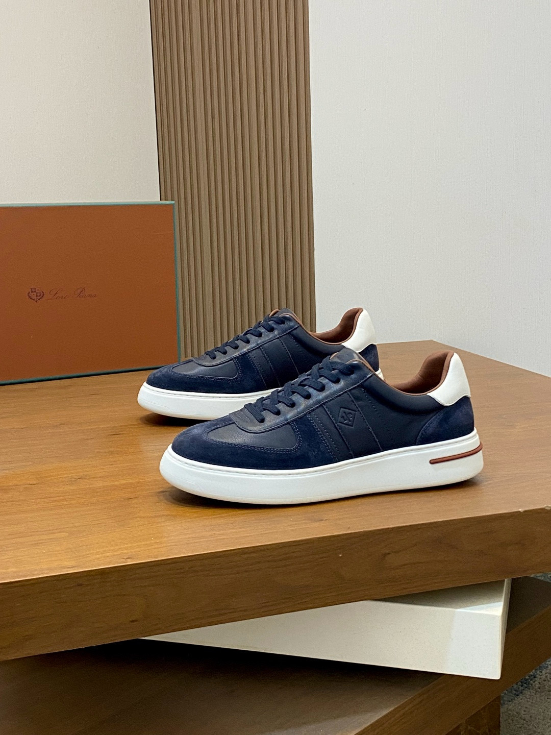 로로피아나 Loro Piana 스니커즈