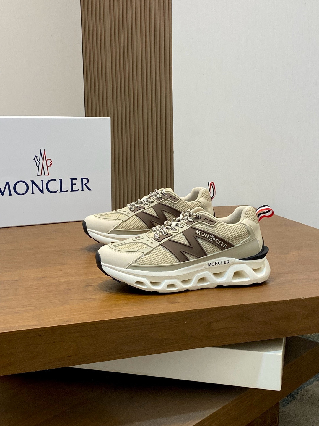 몽클레어 Moncler 스니커즈