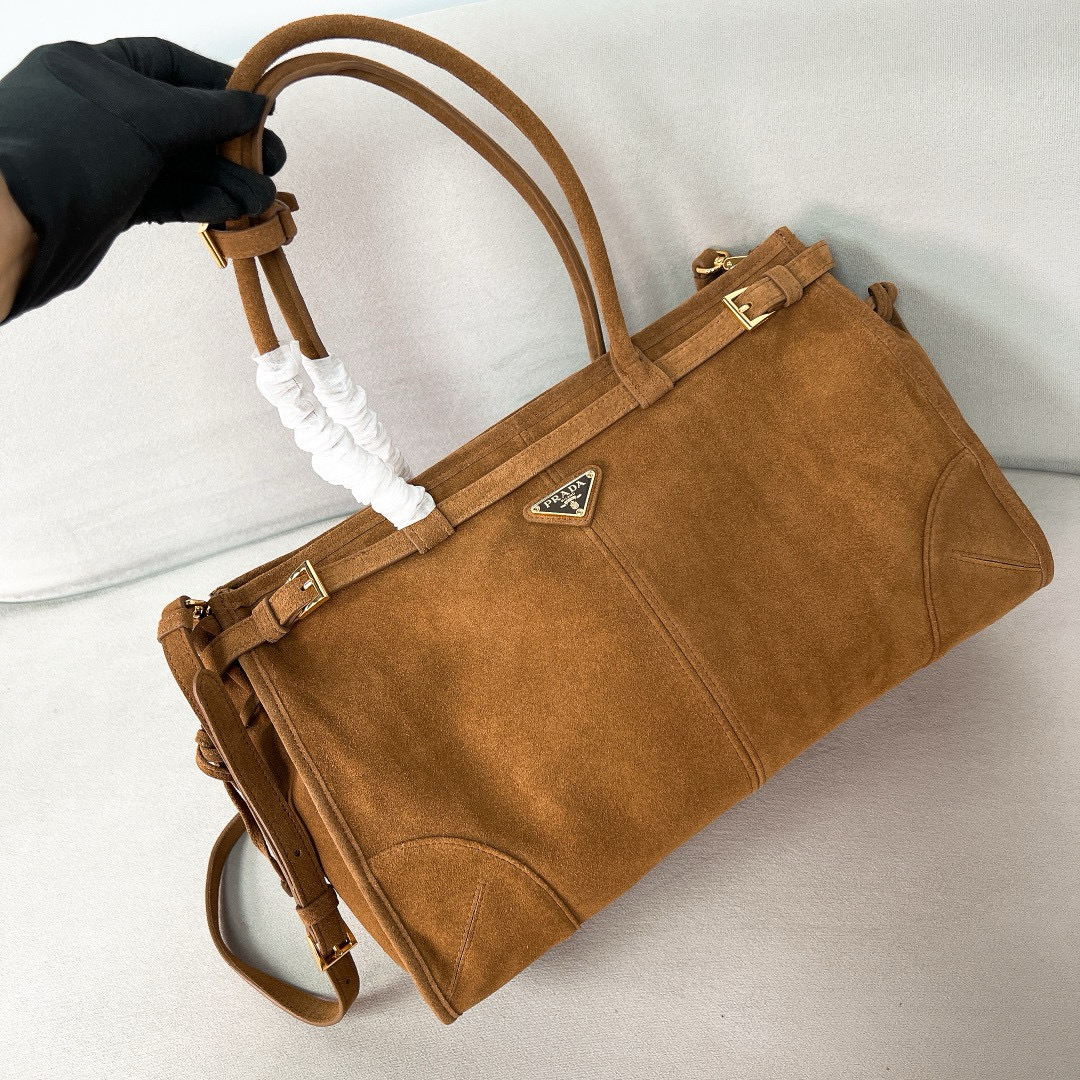 프라다 Prada 1BA433 Bonnie 라지 스웨이드 핸드백 Brown 38cm