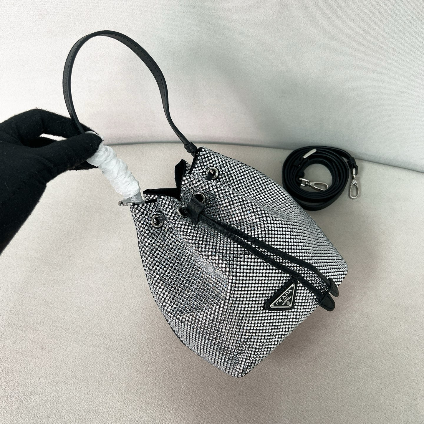 프라다 Prada 1BE067 크리스털 장식 새틴 미니백 Black 15.5cm