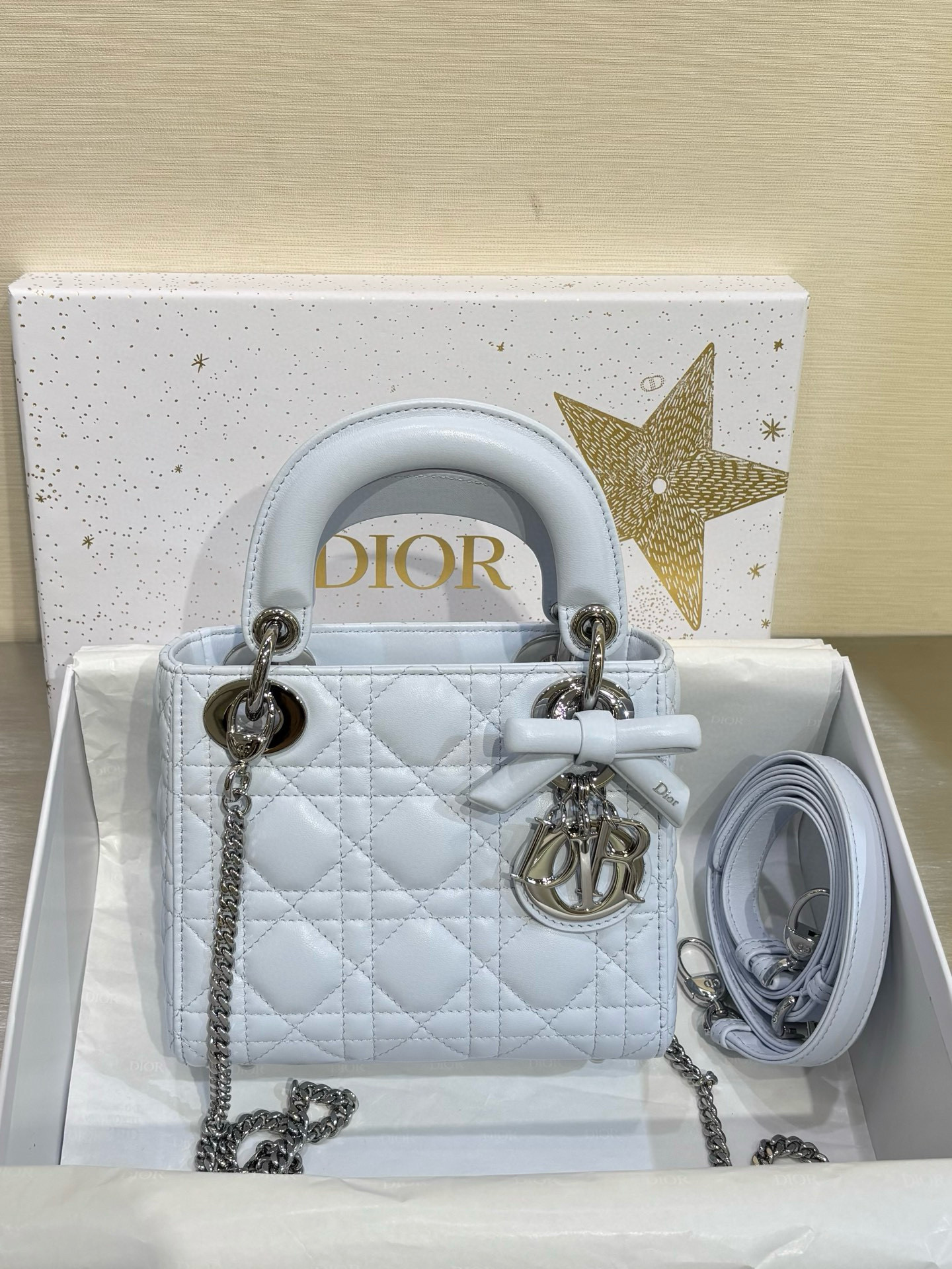 디올 Dior Mini Lady Dior Bag Light blue 17cm