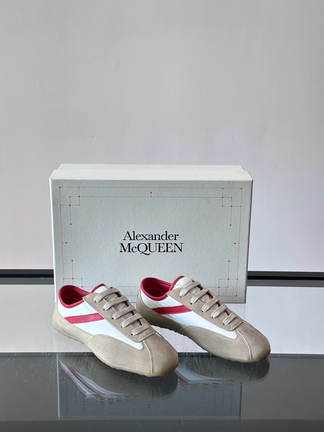 Alexander McQueen Boxe 스니커즈