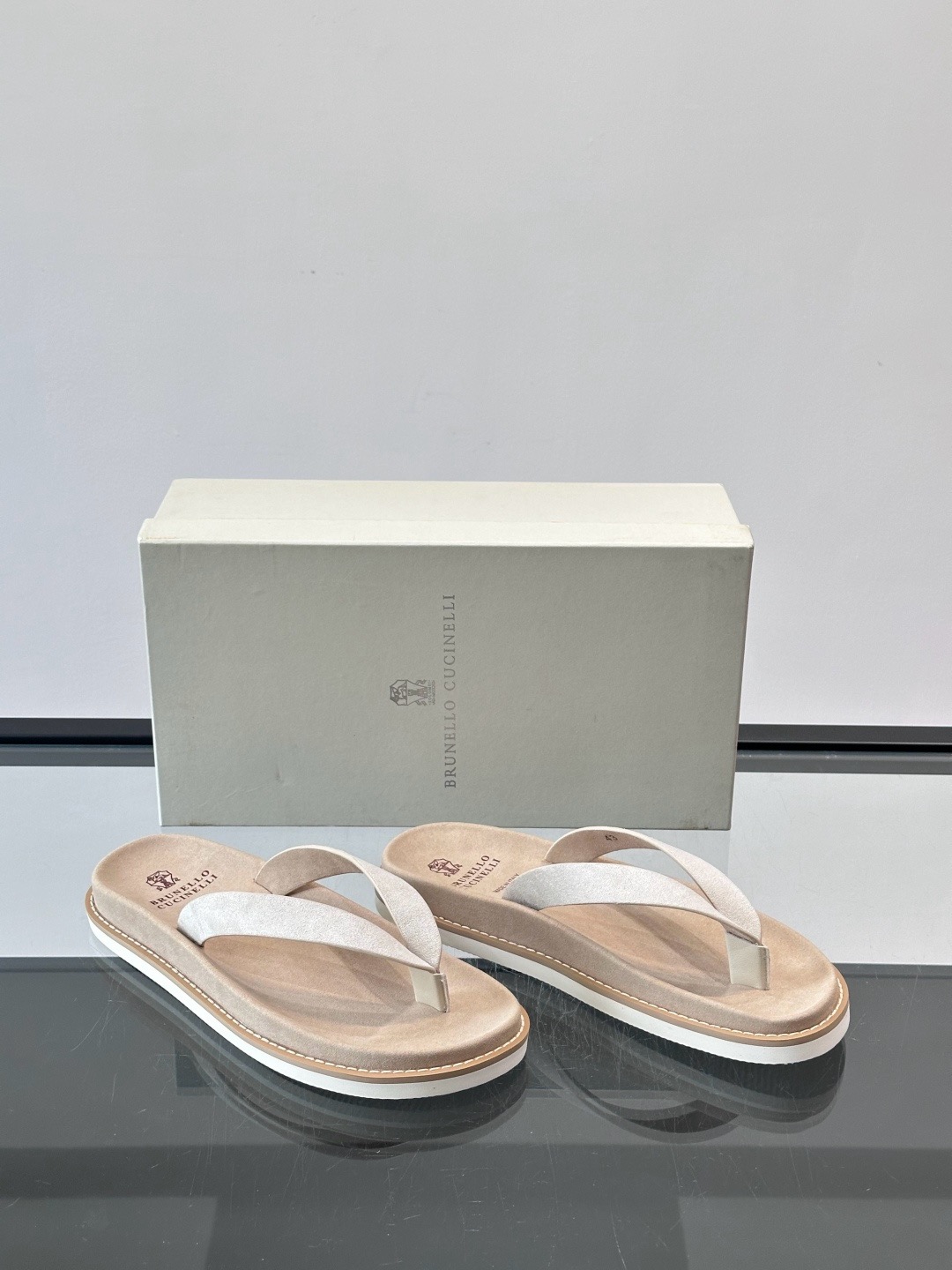 브루넬로 쿠치넬리 Brunello Cucinelli 슬리퍼