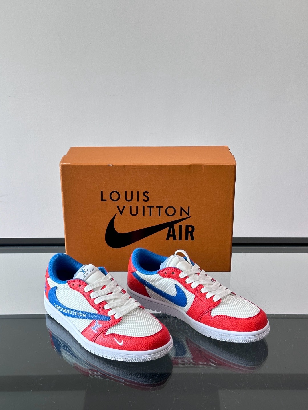 루이비통 Louis Vuitton & Nike Air Jordan 스니커즈
