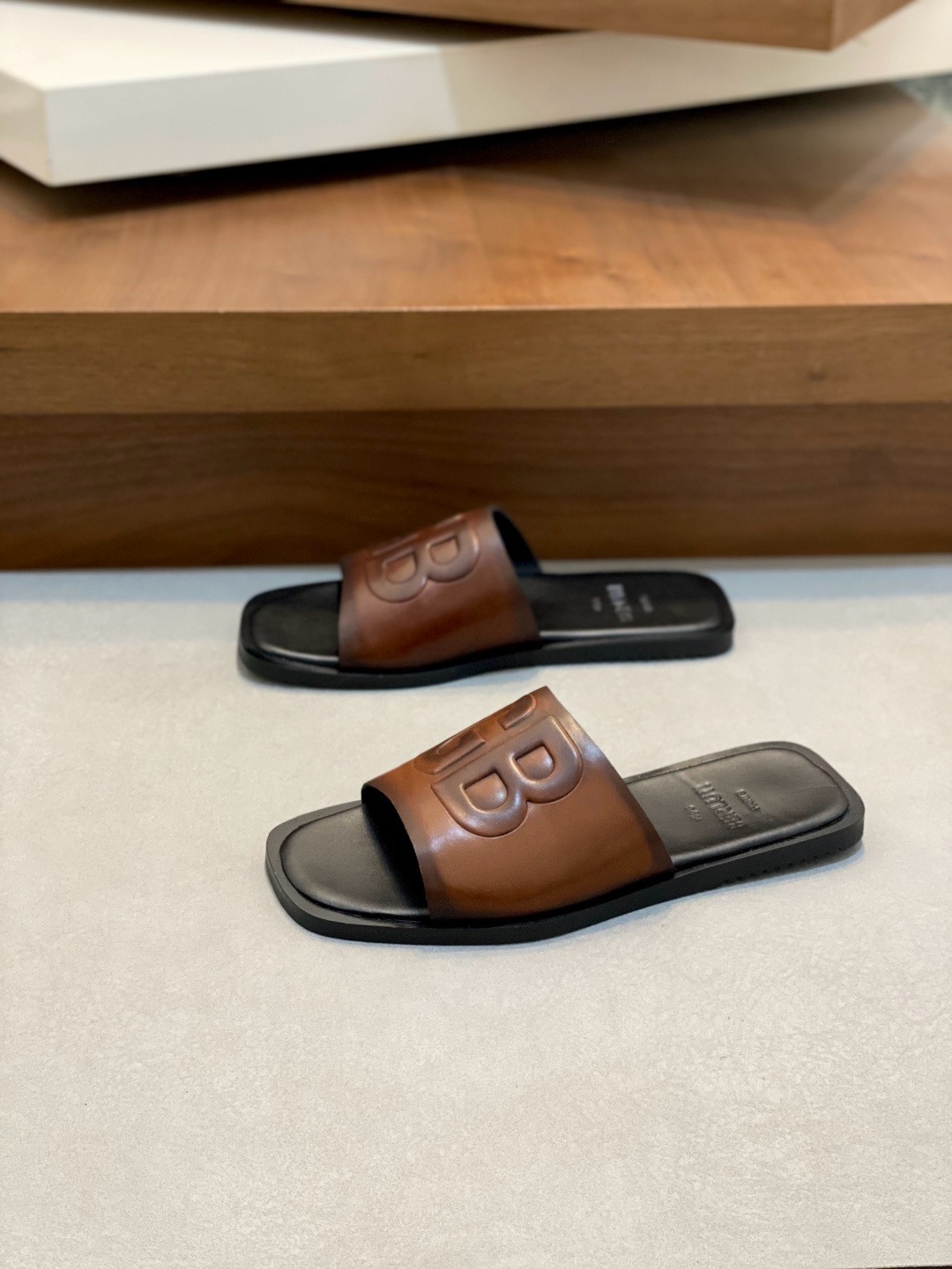 벨루티 Berluti 슬리퍼