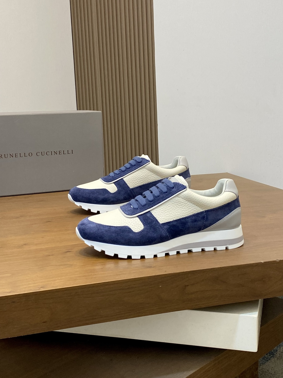 브루넬로 쿠치넬리 Brunello Cucinelli 스니커즈