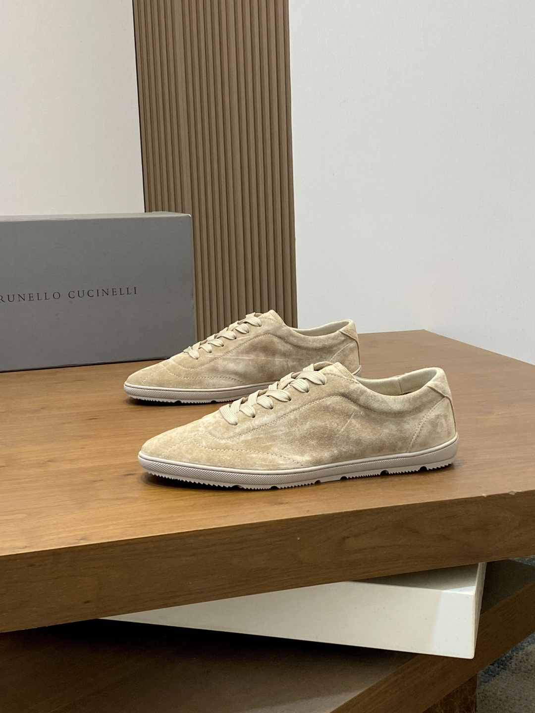 브루넬로 쿠치넬리 Brunello Cucinelli 스니커즈