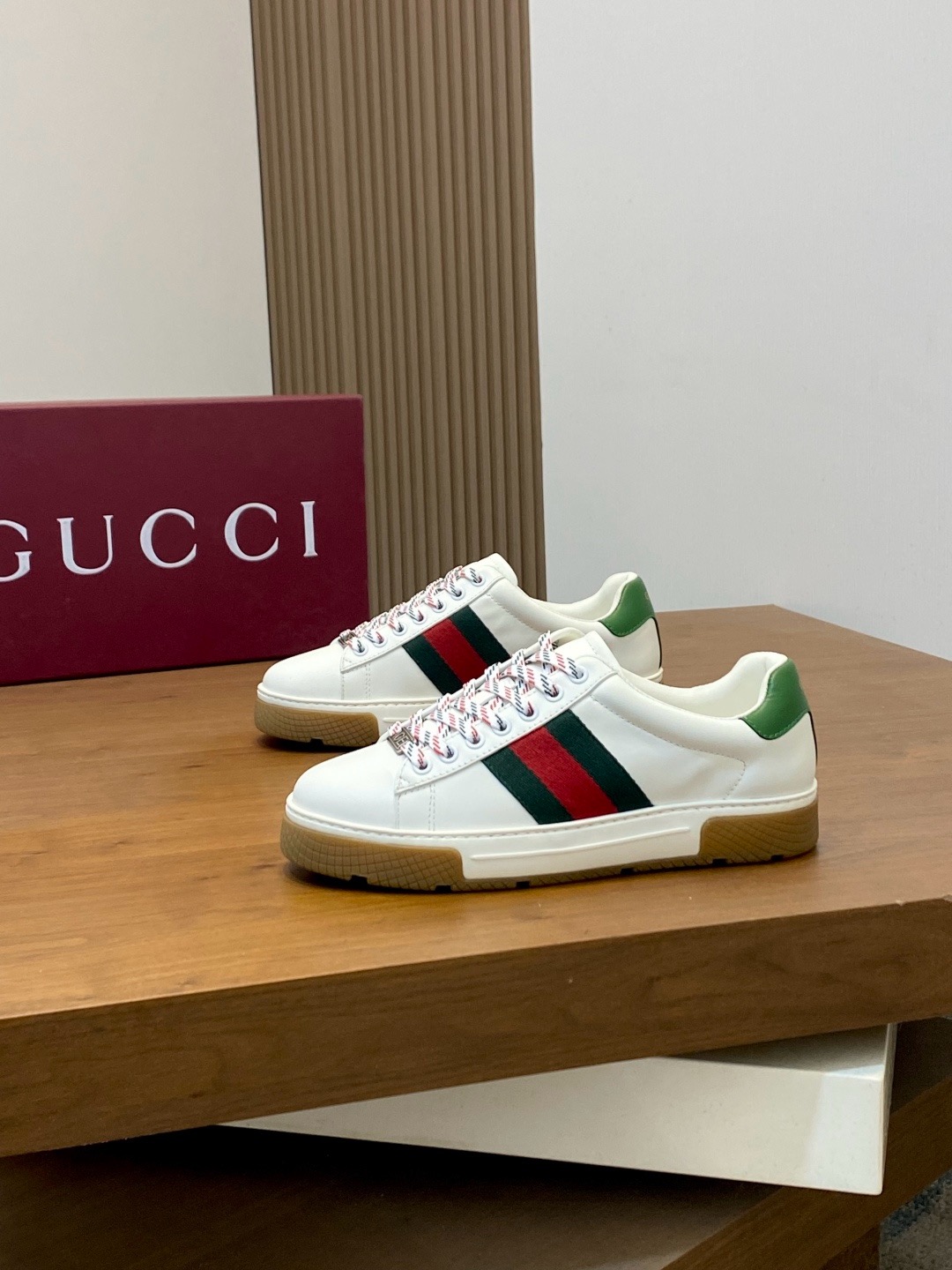 구찌 Gucci Ace 스니커즈